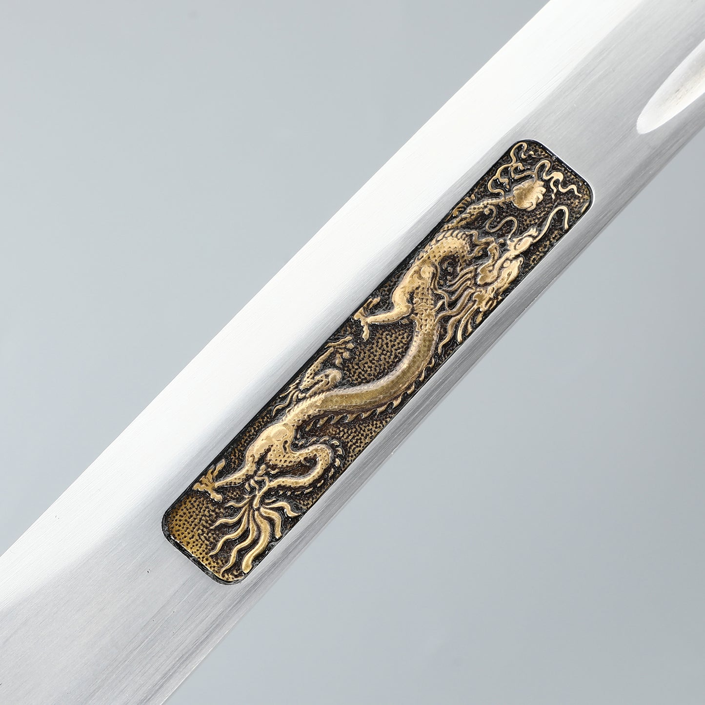 Chinese straight knife Tang knife film and television knife decoration knife 1095 steel manufacturing dragon pattern scabbard