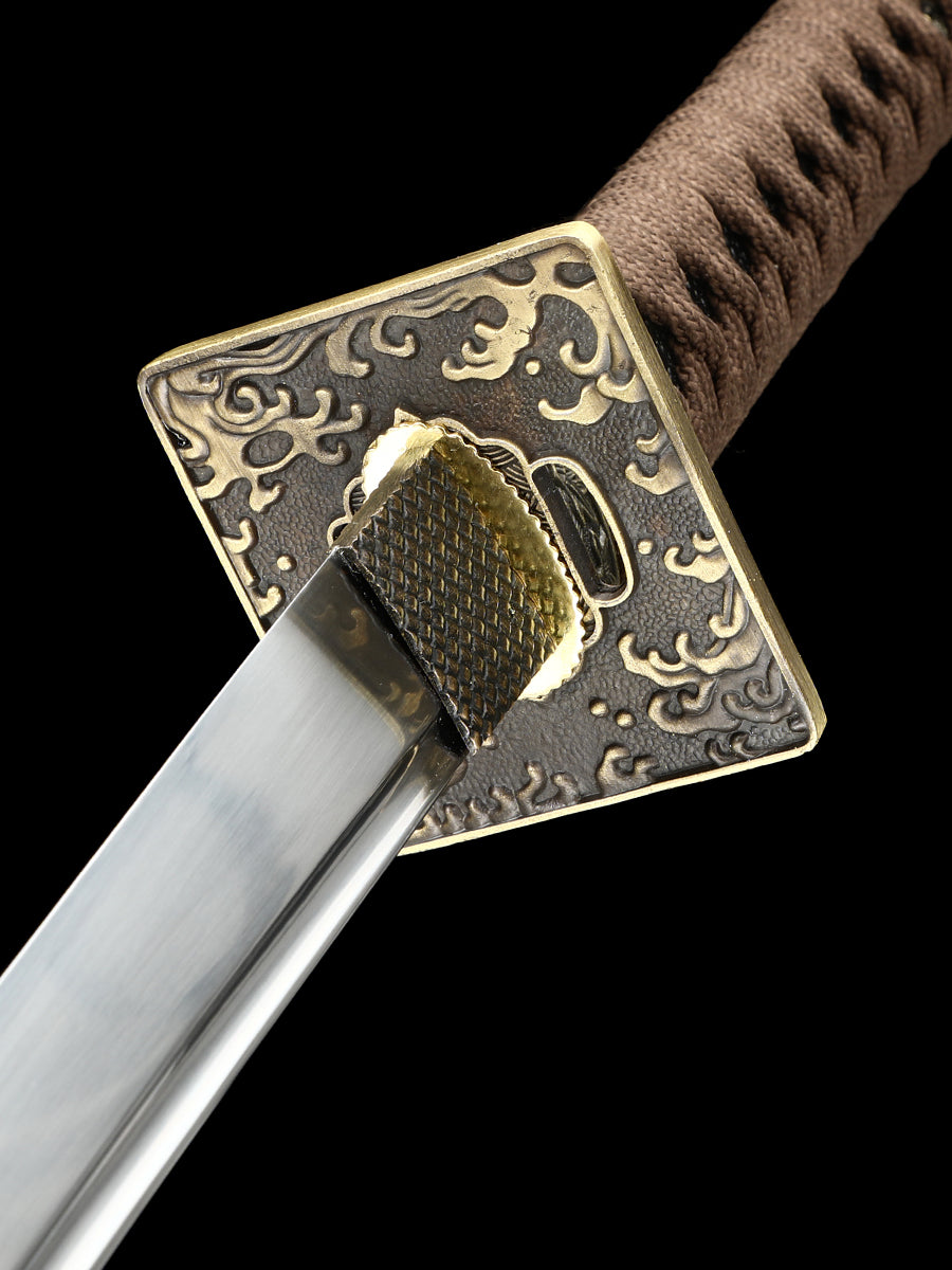 Japanese samurai sword with 1095 steel blade, hand carved dragon exquisite sheath