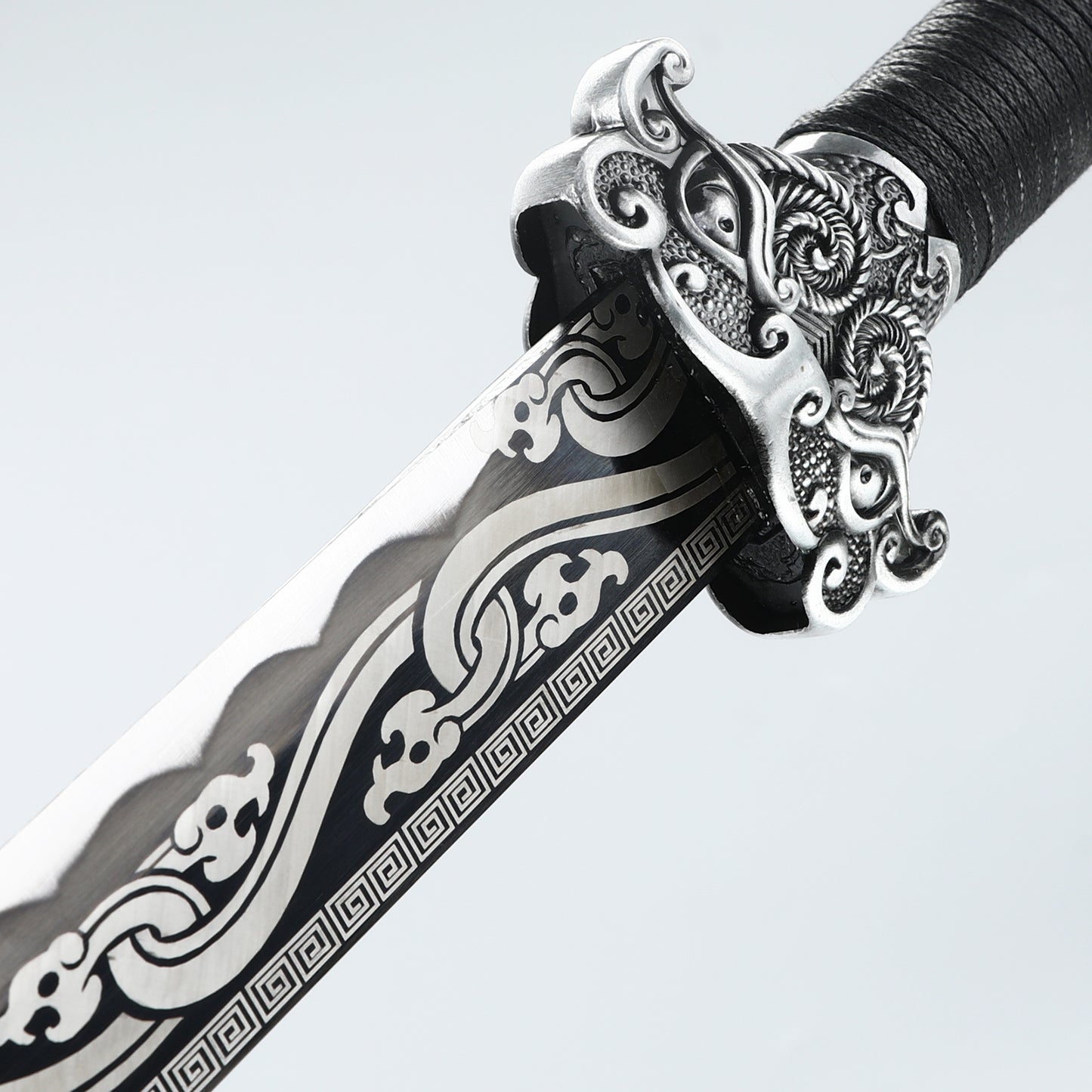 Tang Dao Chinese Film and Television Knife Decorative Knife 1095 Steel Manufacturing Dragon Pattern Sheath