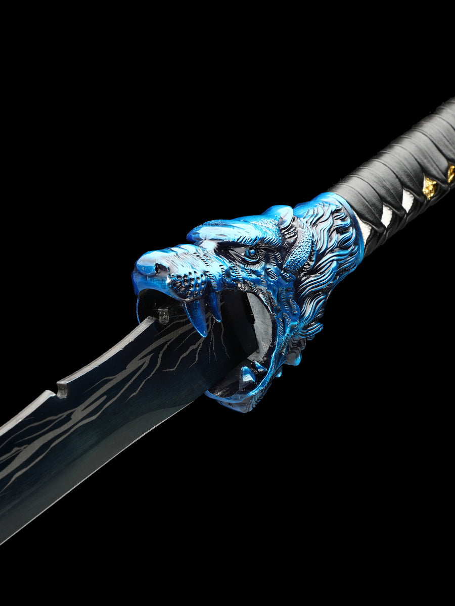 (143)(143) Long knife made of 1095 steel blue