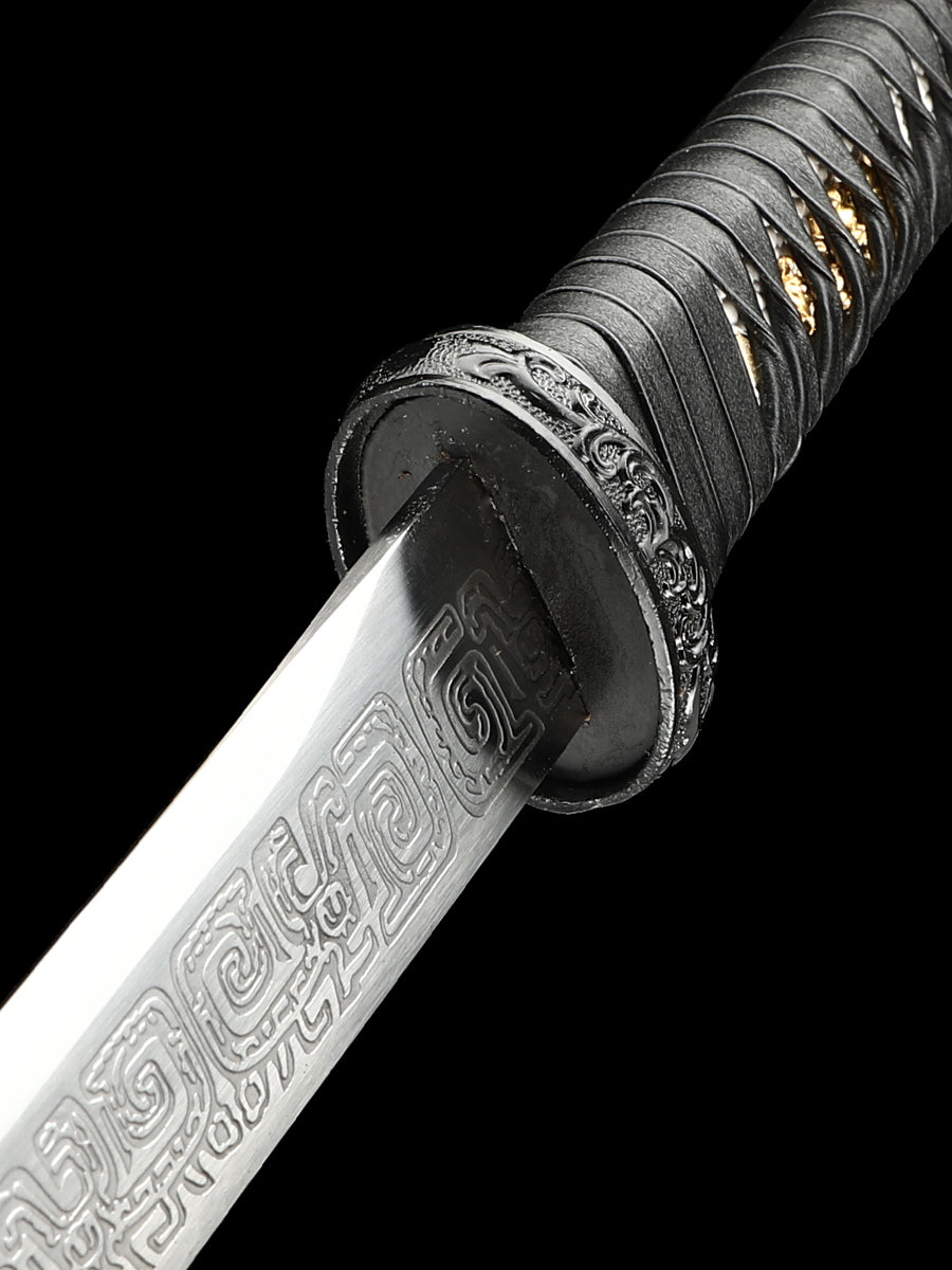 Japanese Ninja Straight Blade 1095 Steel Production Battle Preparation
