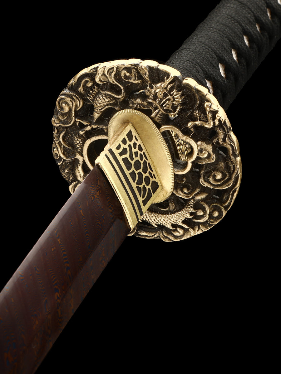 Aut Japanese knife made of Damascus steel with twisted patterns, hand forged and sharpened(79)