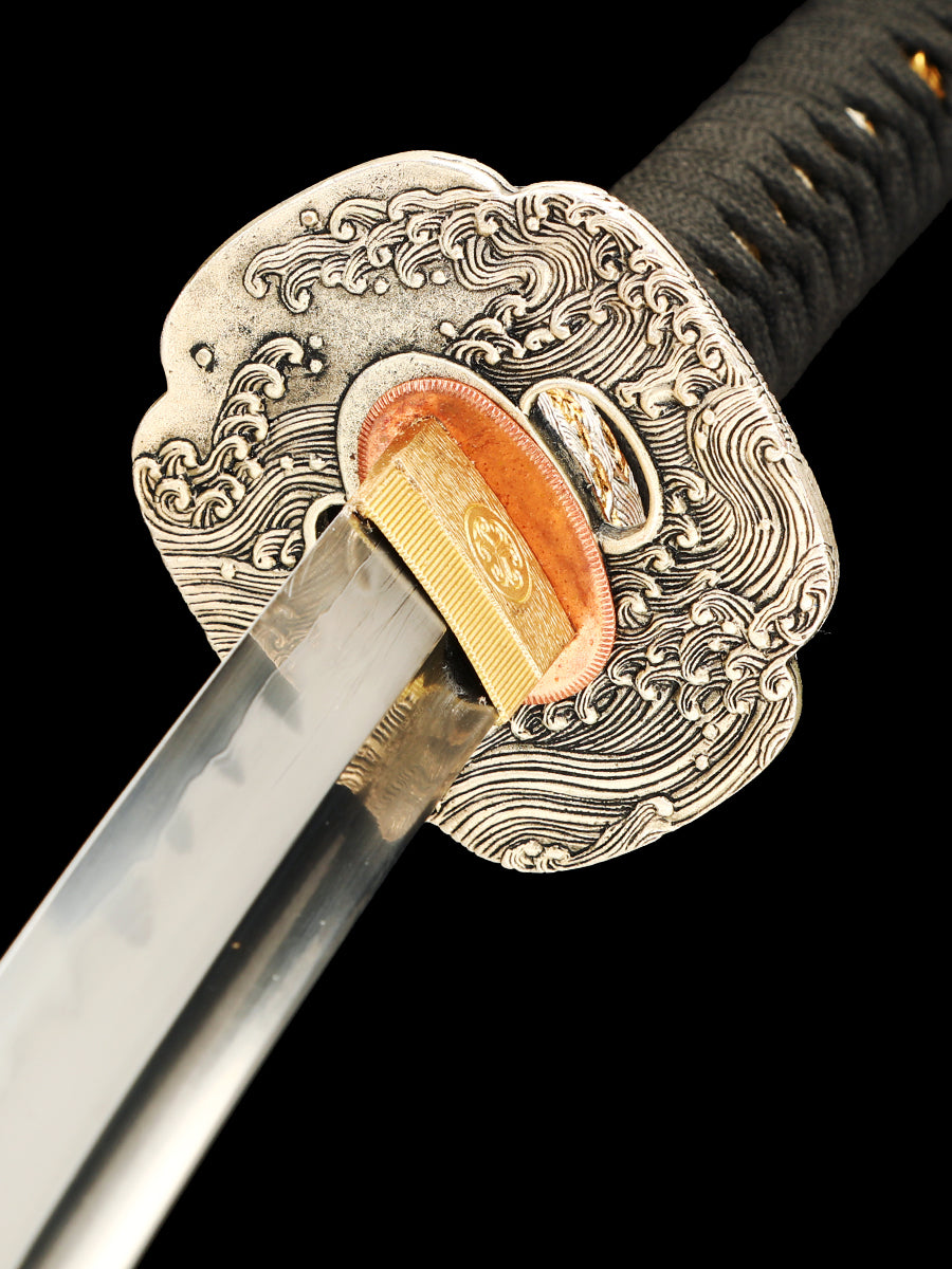 Authentic Japanese knife made of T10 steel, with a blade made of clamped steel, hand forged and sharpened, high-end collectible(77)