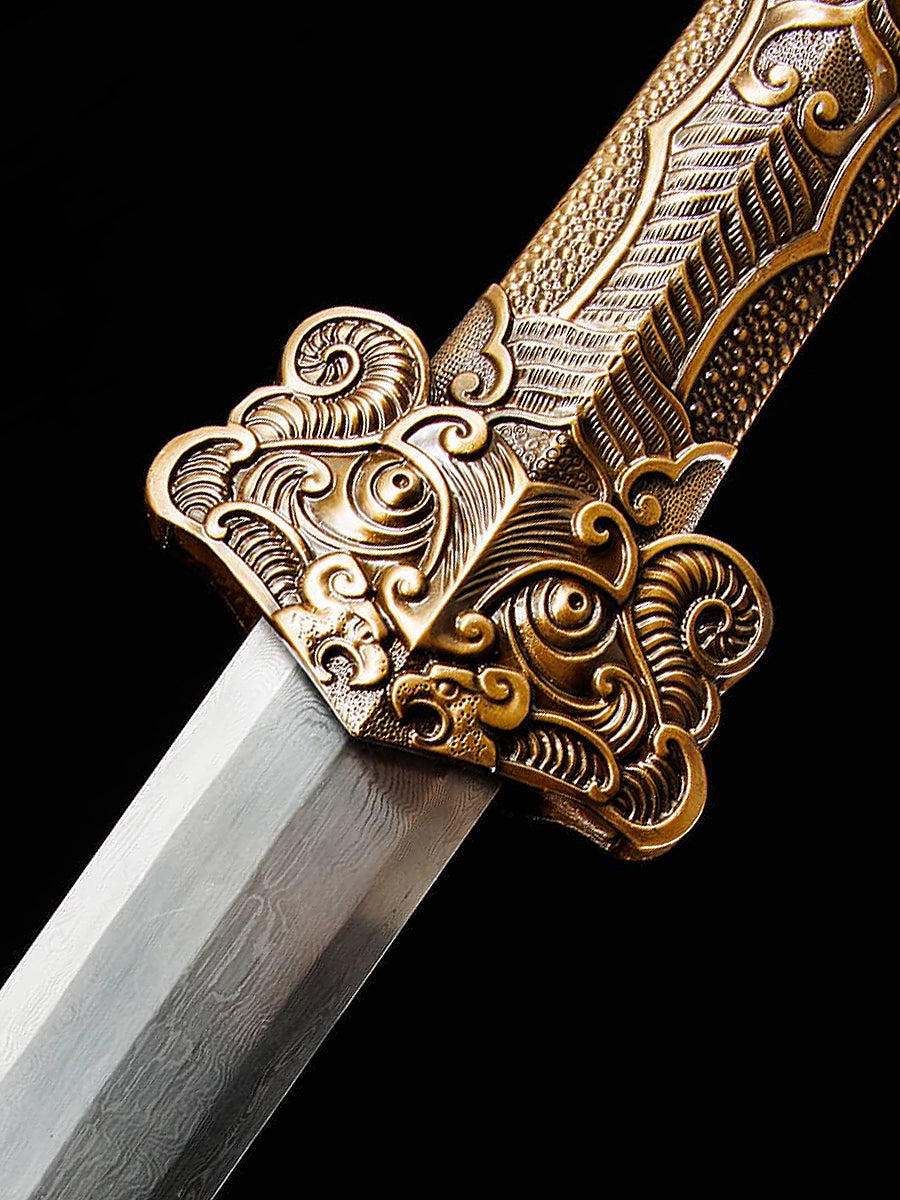Sword Made in China Damascus Steel Forged Chicken Wings Wooden Sheath