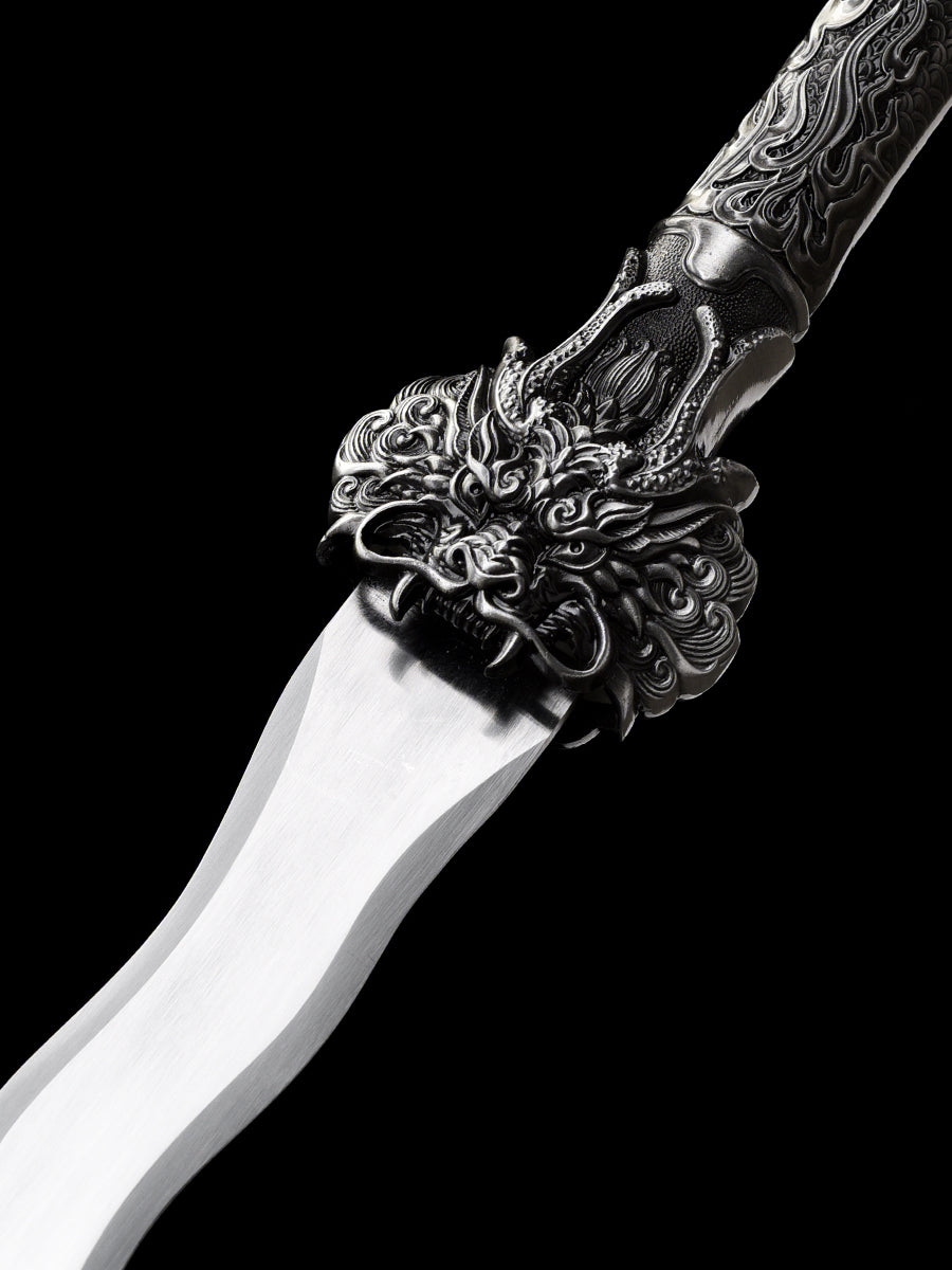 Eighteen weapons: Golden Snake Spear