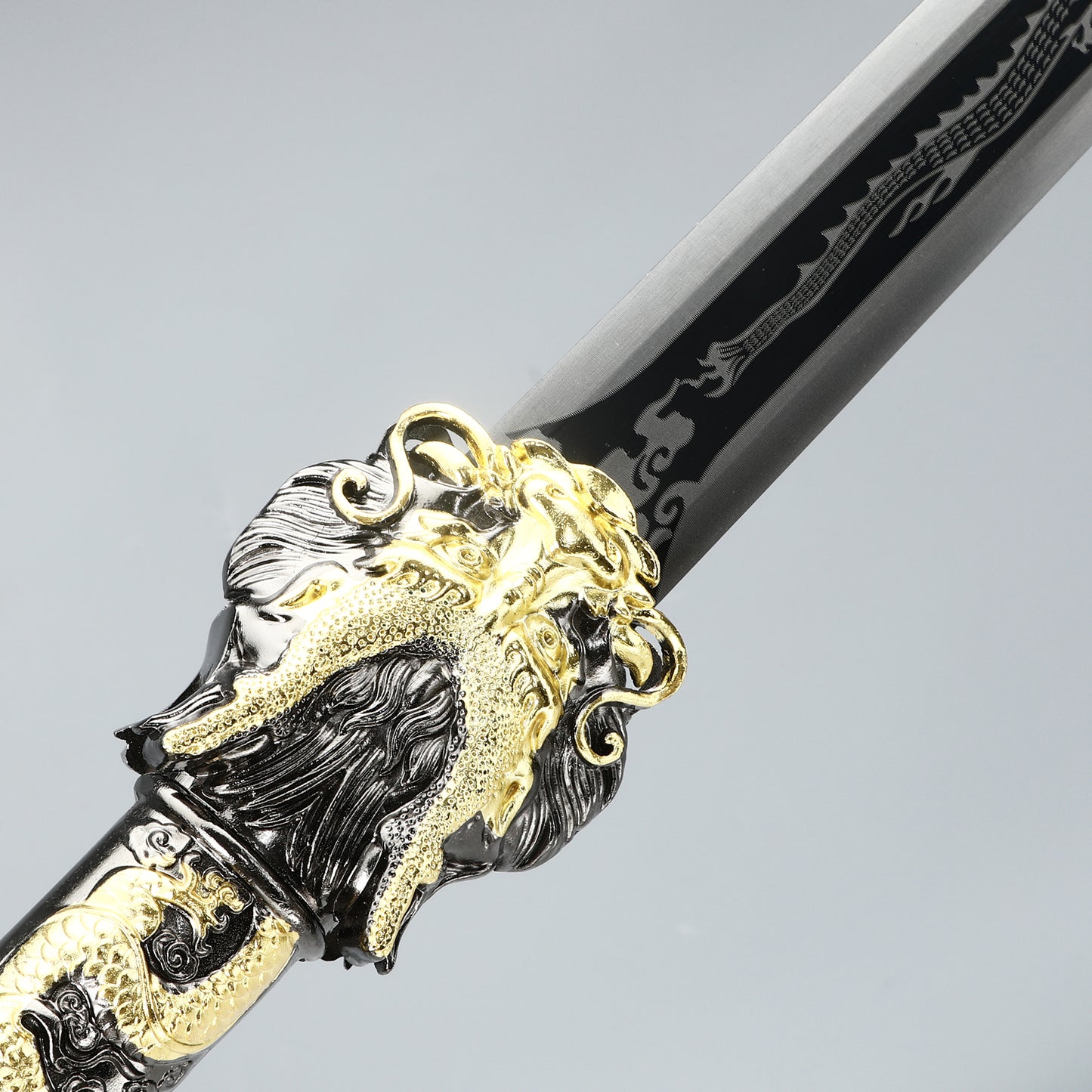Handmade Chinese Black Dragon Theme Full Tang Han Dynasty Real Chinese Swords blunt