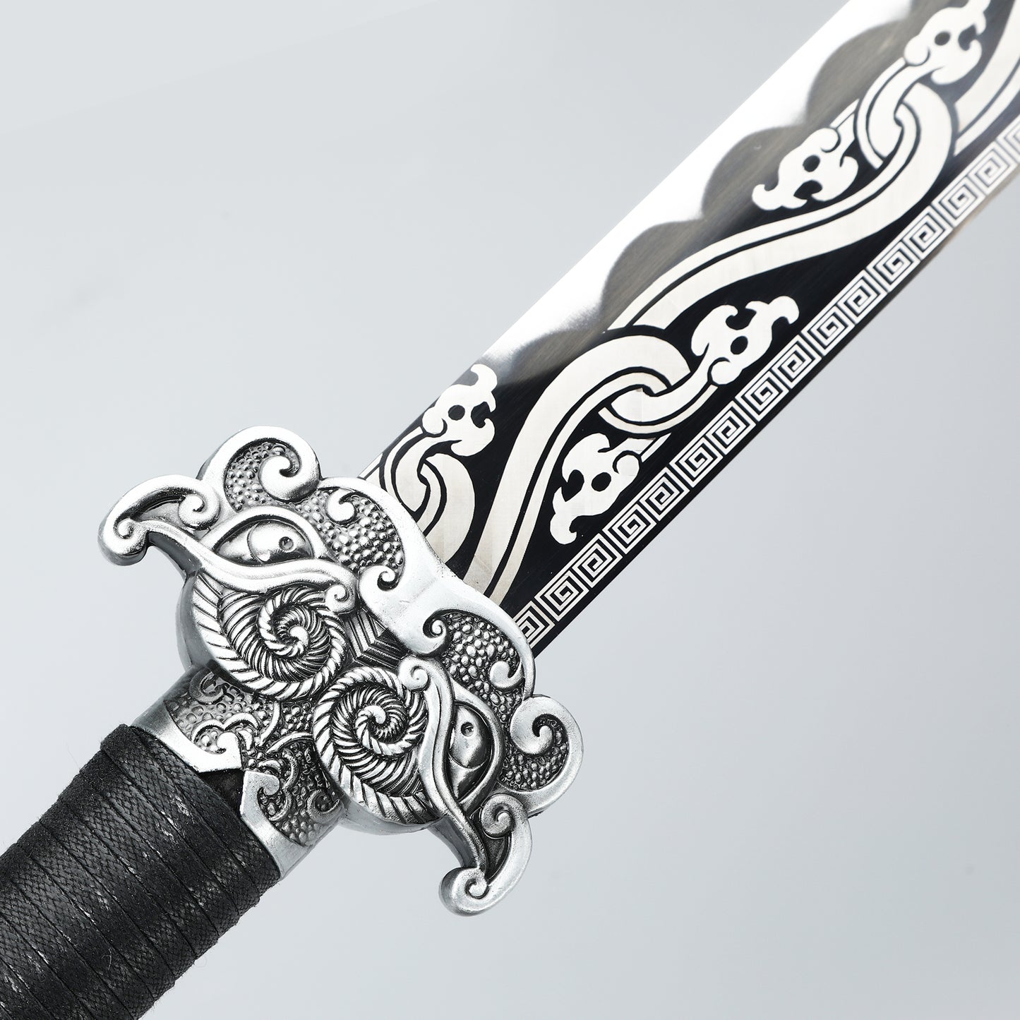 Tang Dao Chinese Film and Television Knife Decorative Knife 1095 Steel Manufacturing Dragon Pattern Sheath