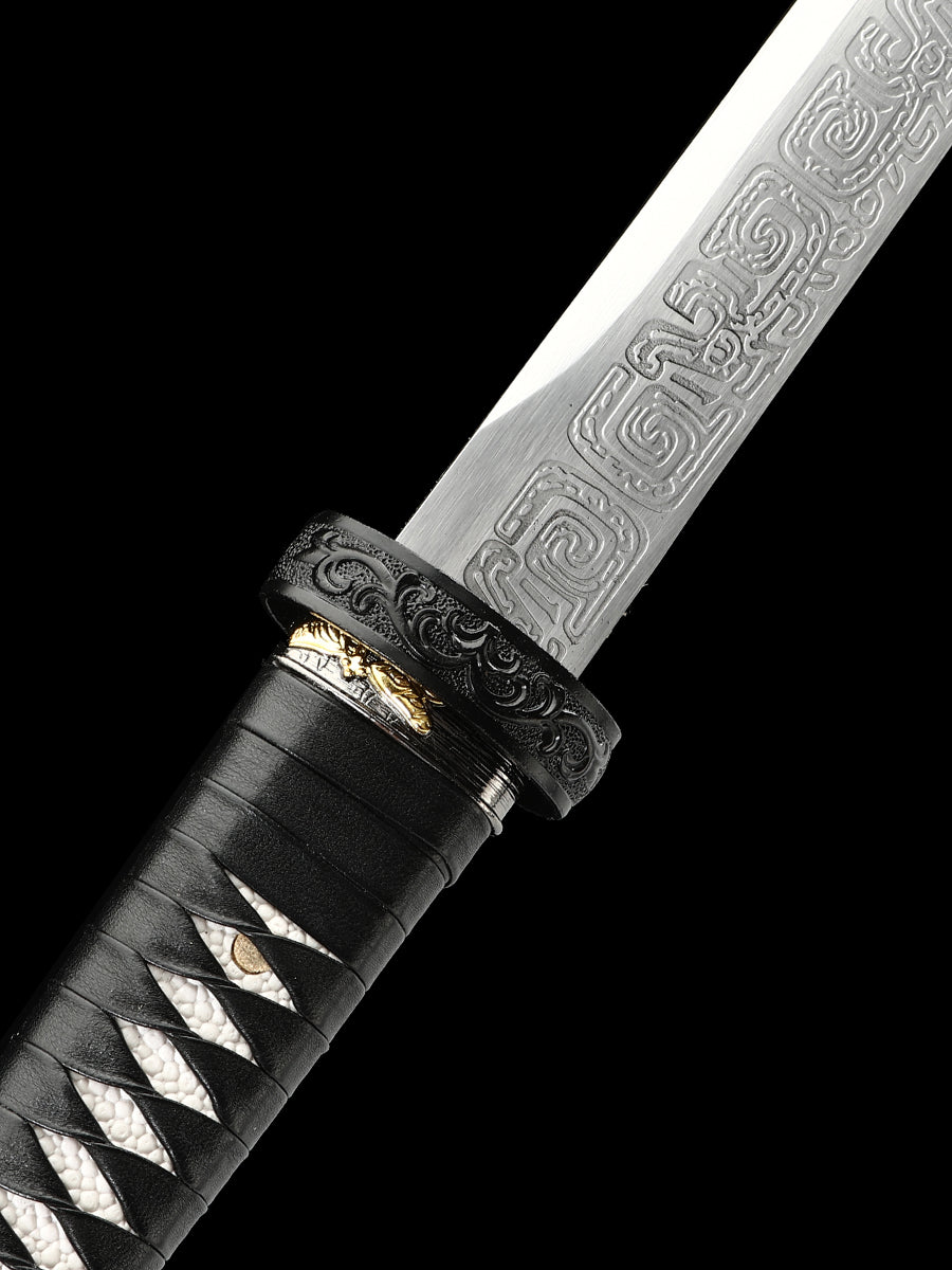 Japanese Ninja Straight Blade 1095 Steel Production Battle Preparation