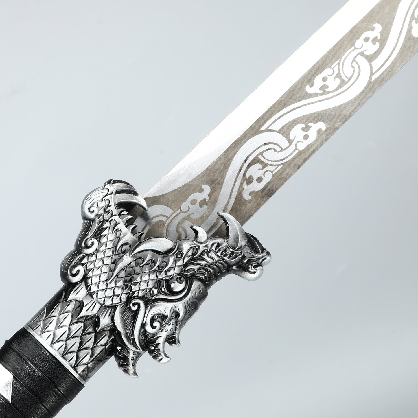 Chinese Sword Tang Dynasty Blade Carbon Steel Edge Lika Dragon Pattern Sheath(TD004)