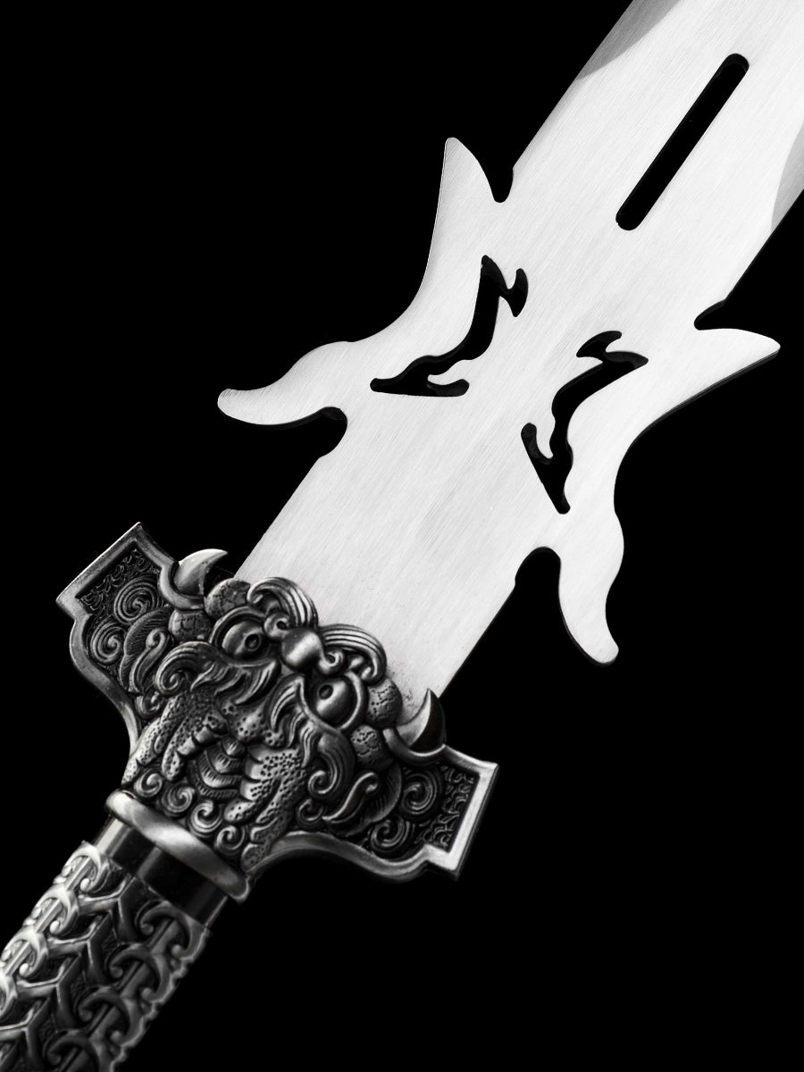 Eighteen weapons: Cold Moon Spear