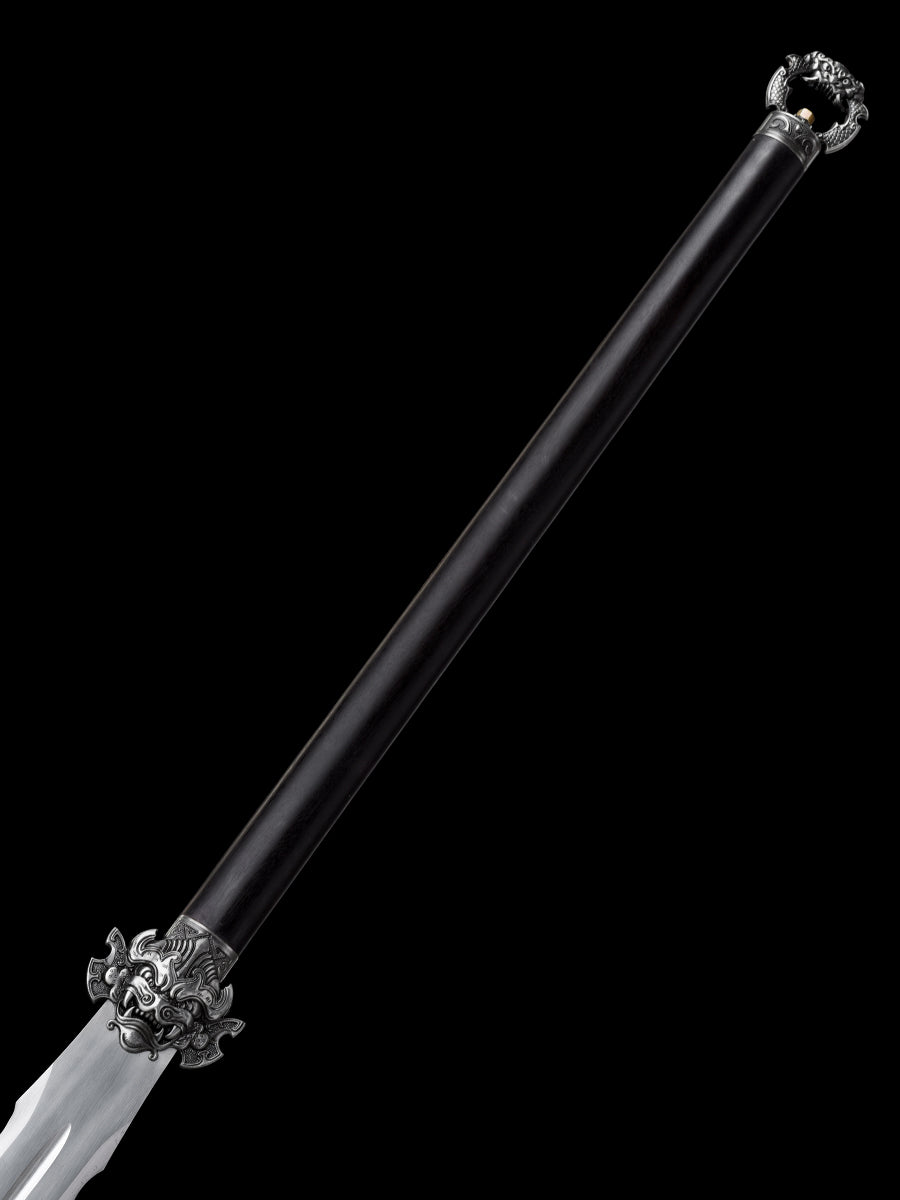 Eighteen weapons for decoration and collection, dragon singing spear