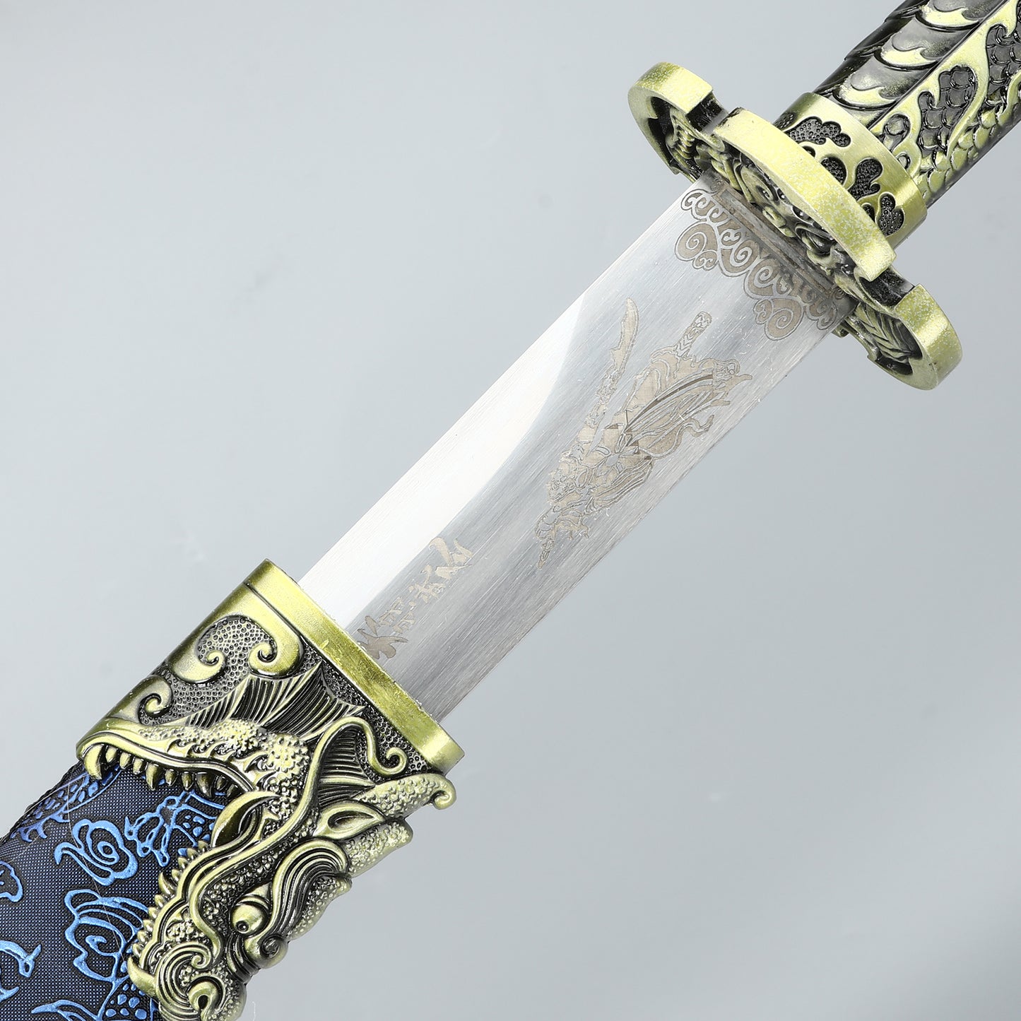 Chinese Tang Dynasty Sword Blade High Carbon Steel Blue Dragon Pattern Sheath