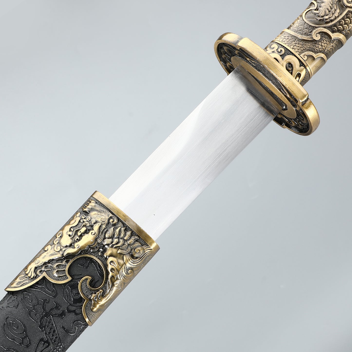 Chinese straight knife Tang knife film and television knife decoration knife 1095 steel manufacturing dragon pattern scabbard