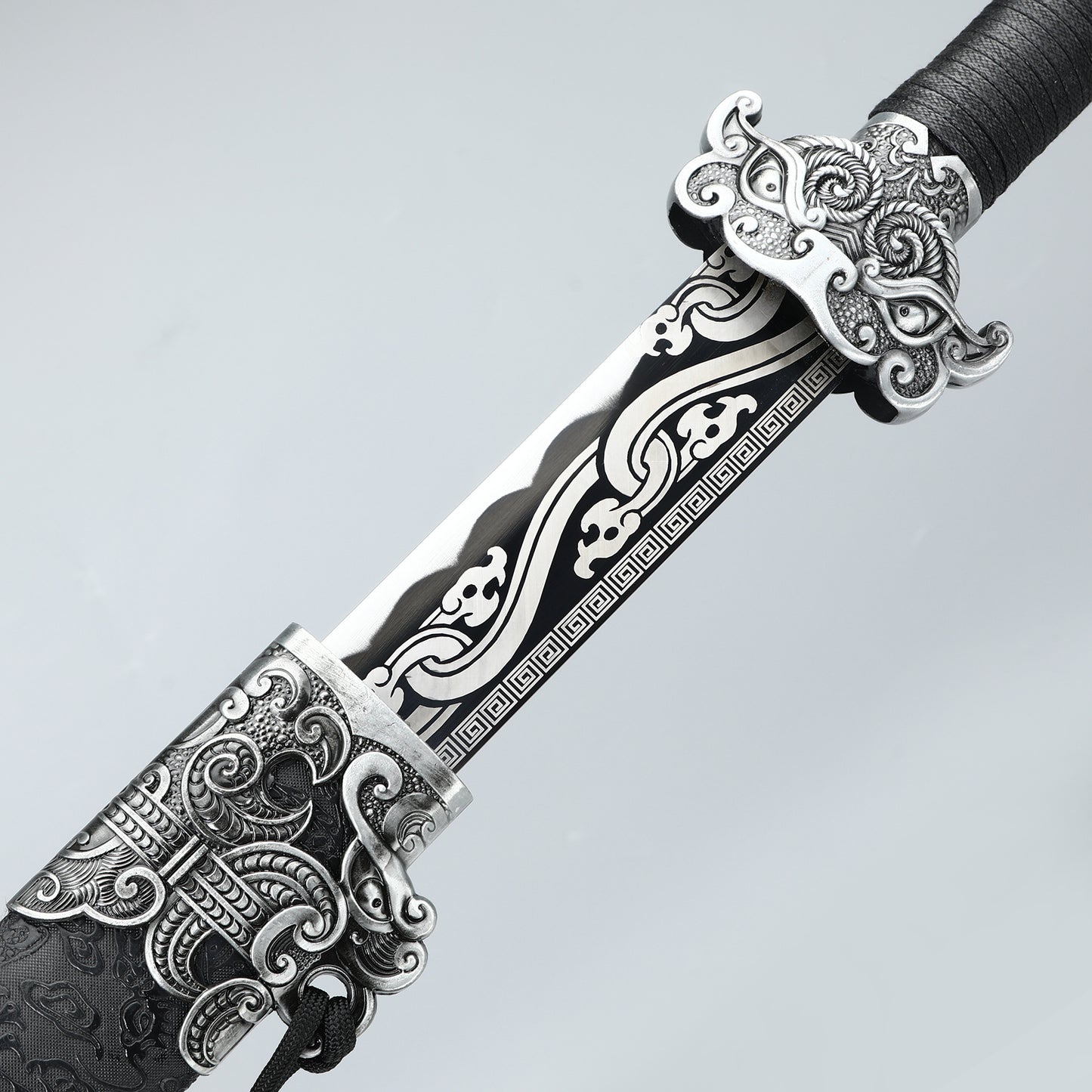 Tang Dao Chinese Film and Television Knife Decorative Knife 1095 Steel Manufacturing Dragon Pattern Sheath