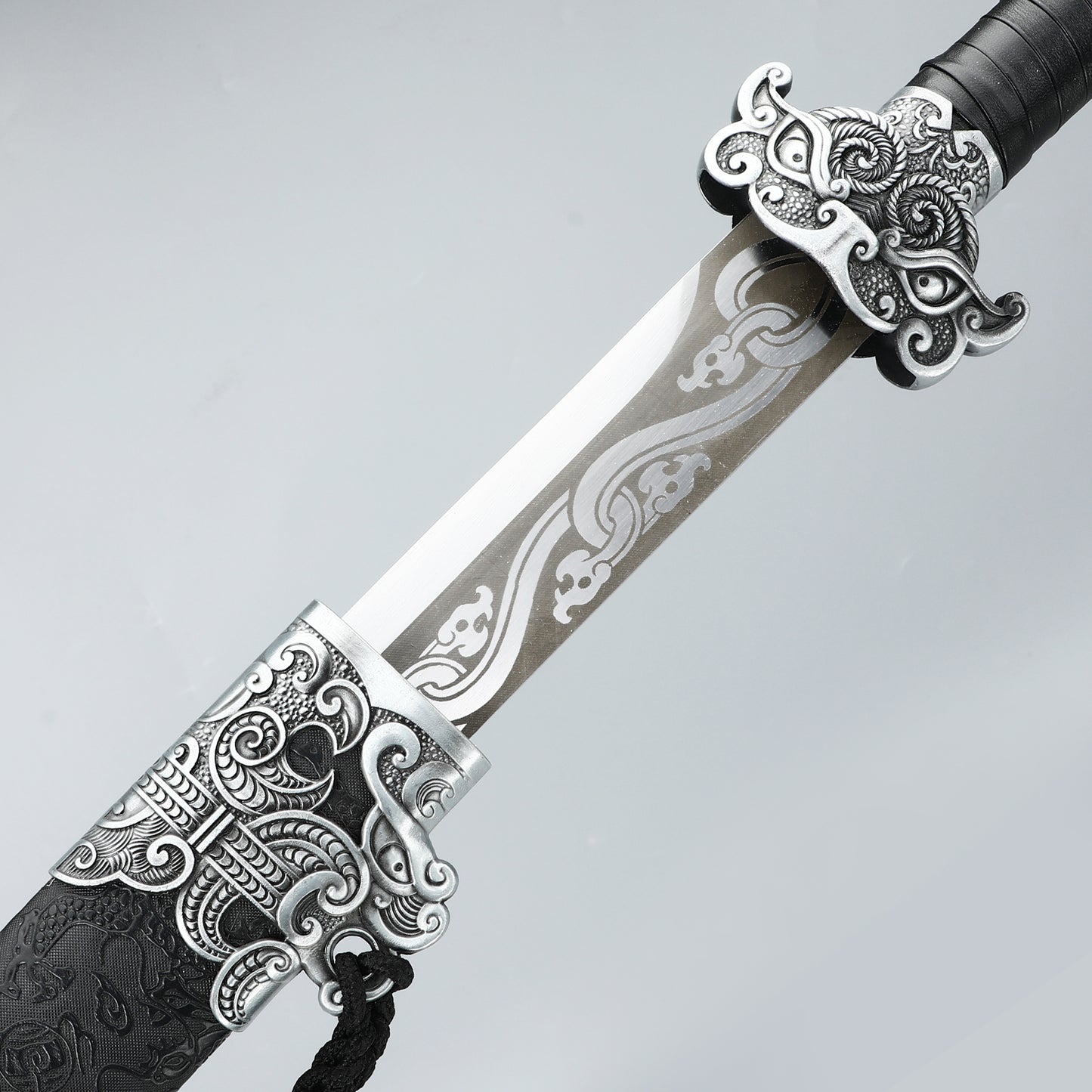 Tang Dynasty Sword Chinese Blade High Carbon Steel Black Dragon Pattern Sheath