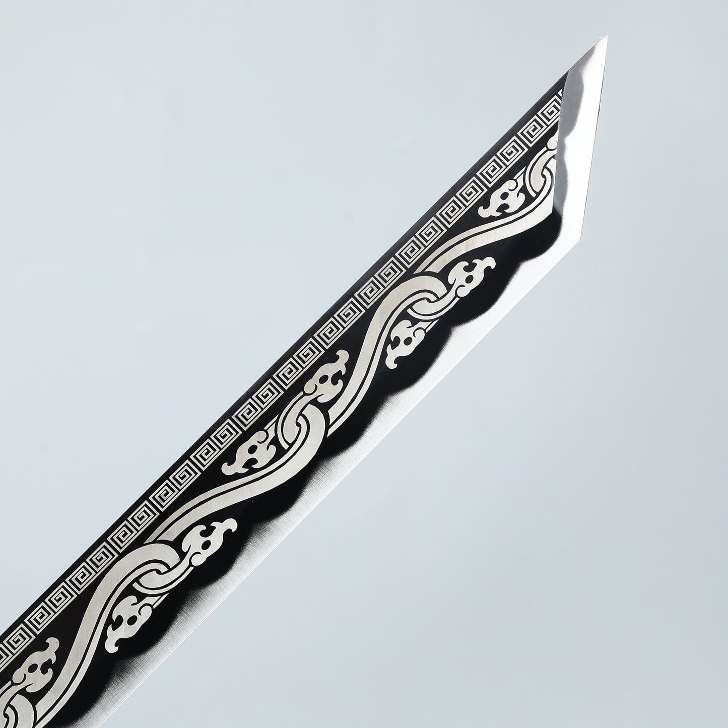 Tang Dao Chinese Film and Television Knife Decorative Knife 1095 Steel Manufacturing Dragon Pattern Sheath