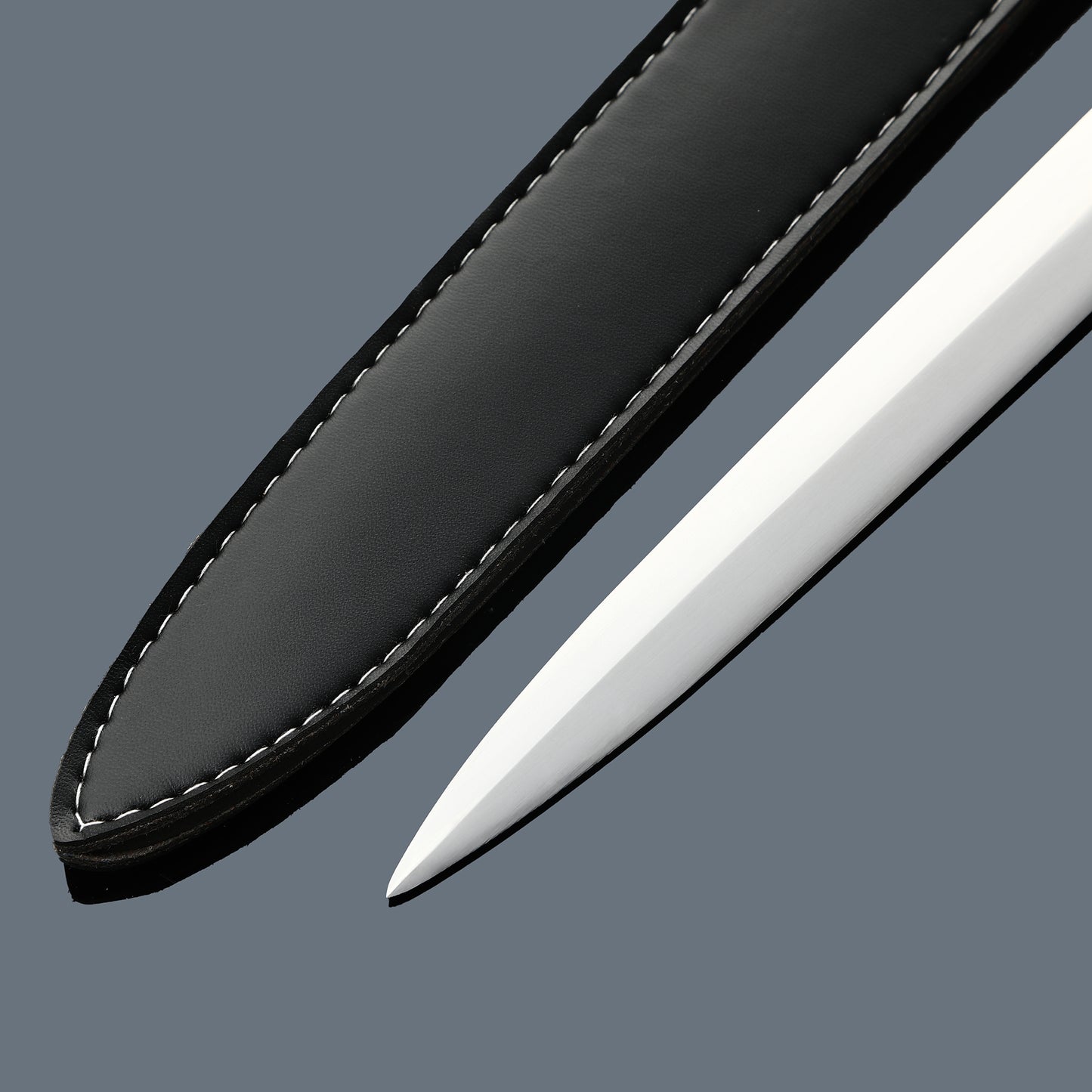 (32)EUROPEAN SWORD