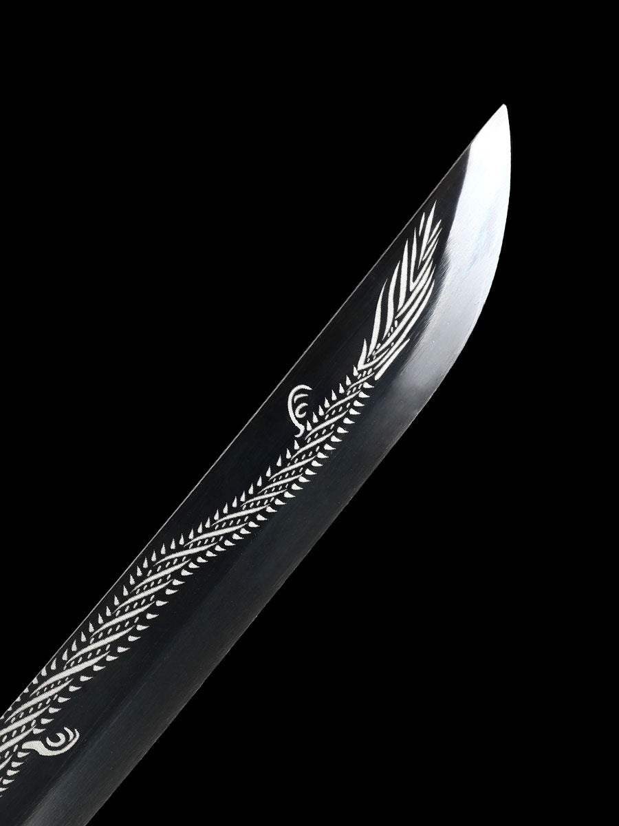 (138) Long knife made of 1095 steel in black
