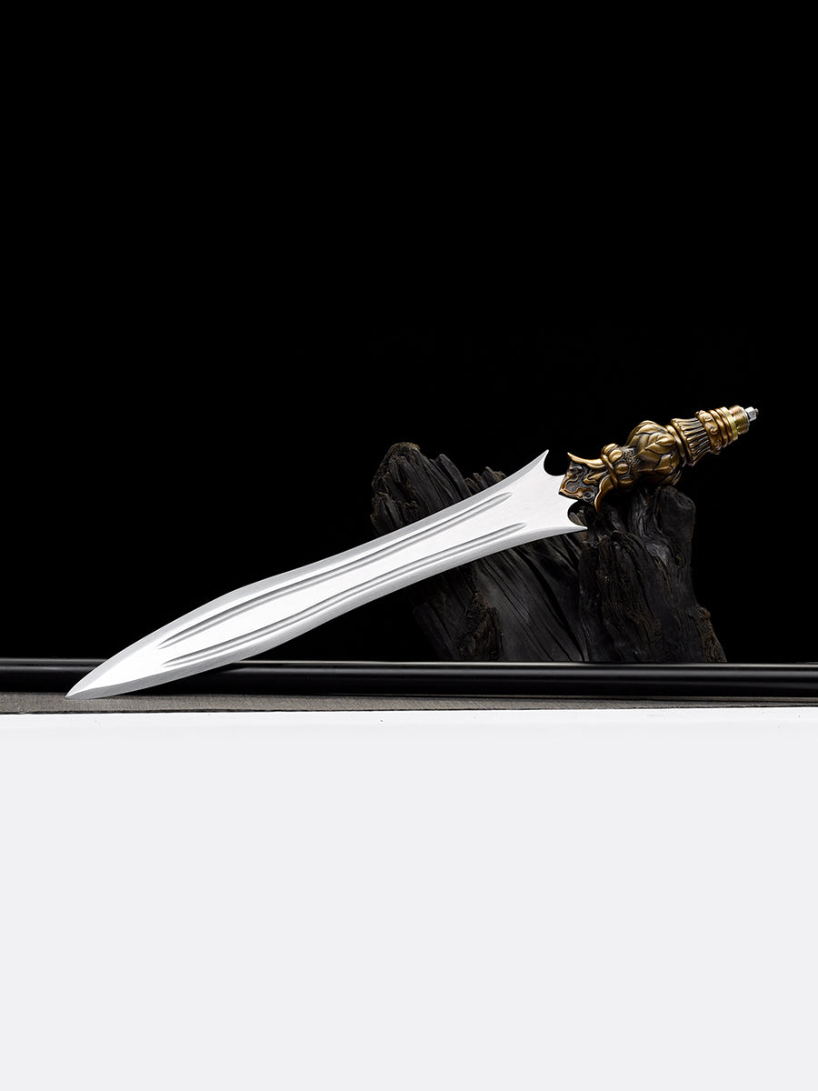 Eighteen weapons: Lotus Spear