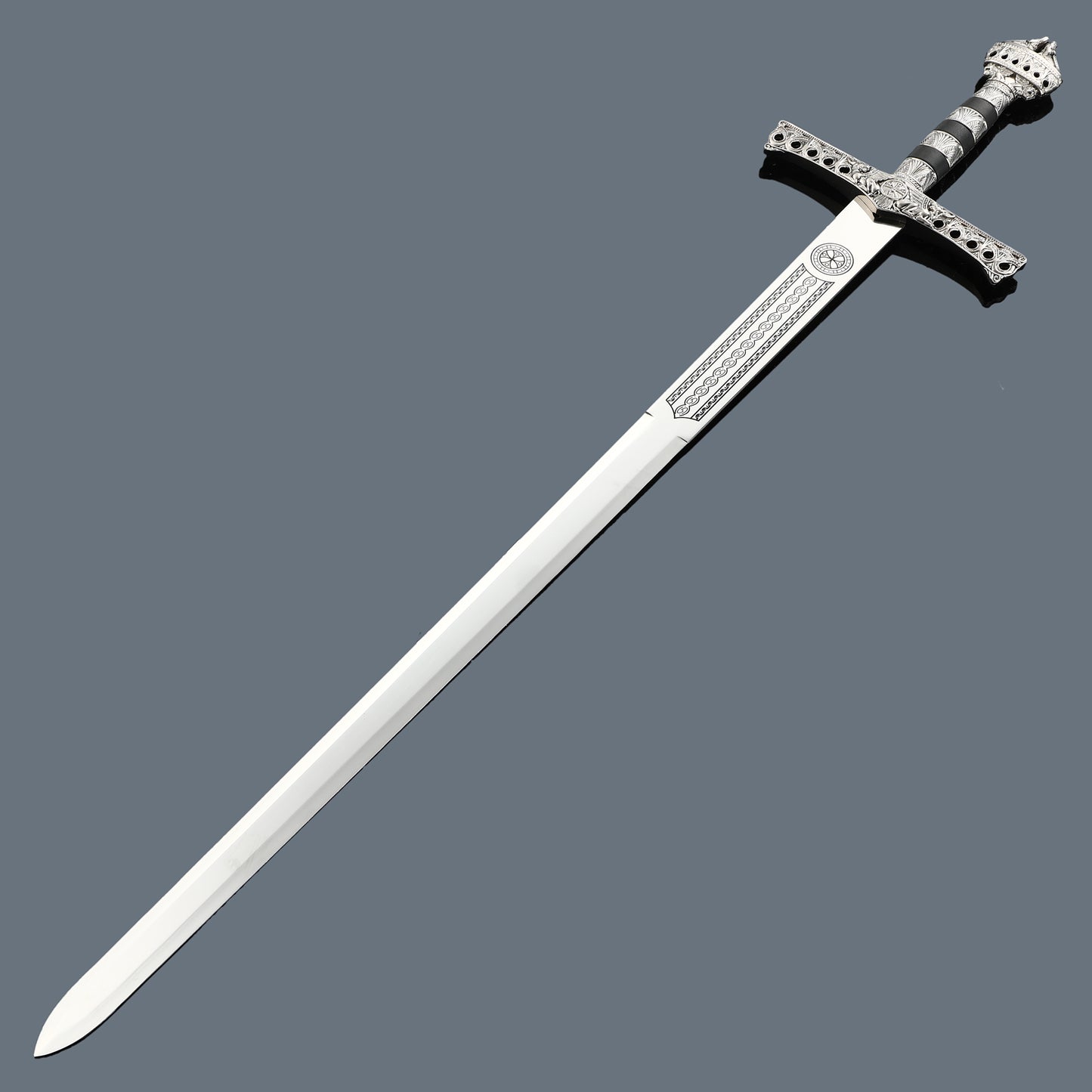 (22)EUROPEAN SWORD