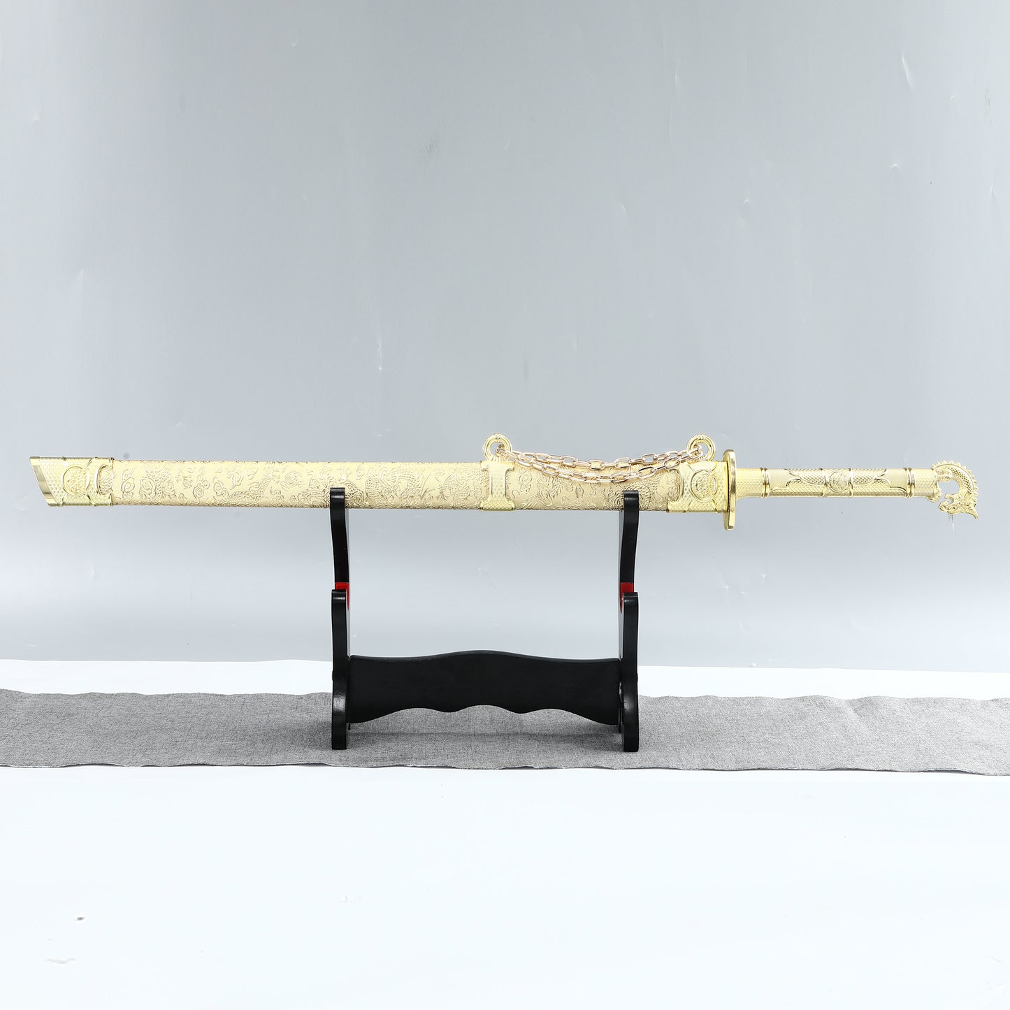 Chinese Tang knife made of 1095 steel, golden fitting with dragon pattern sheath