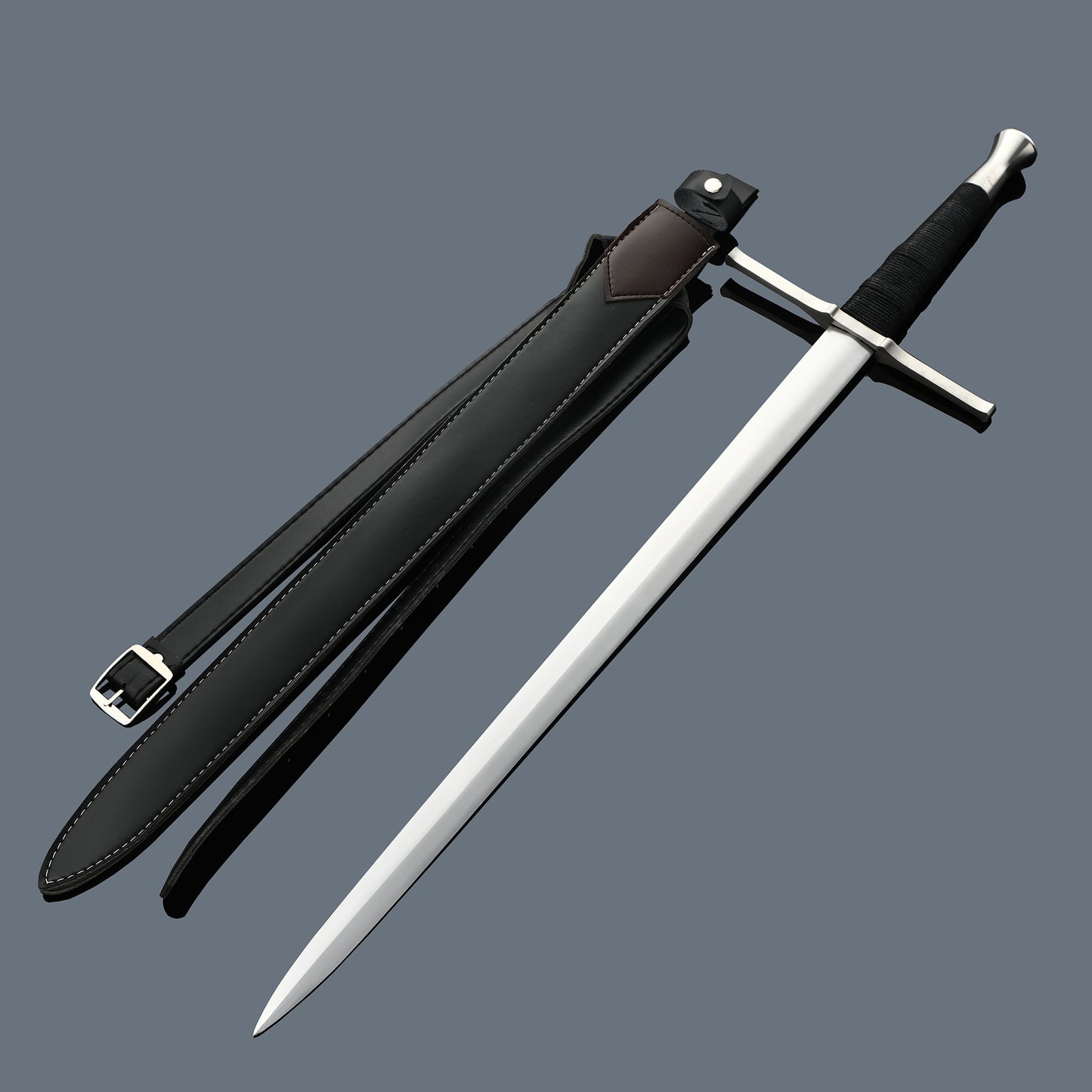 (32)EUROPEAN SWORD