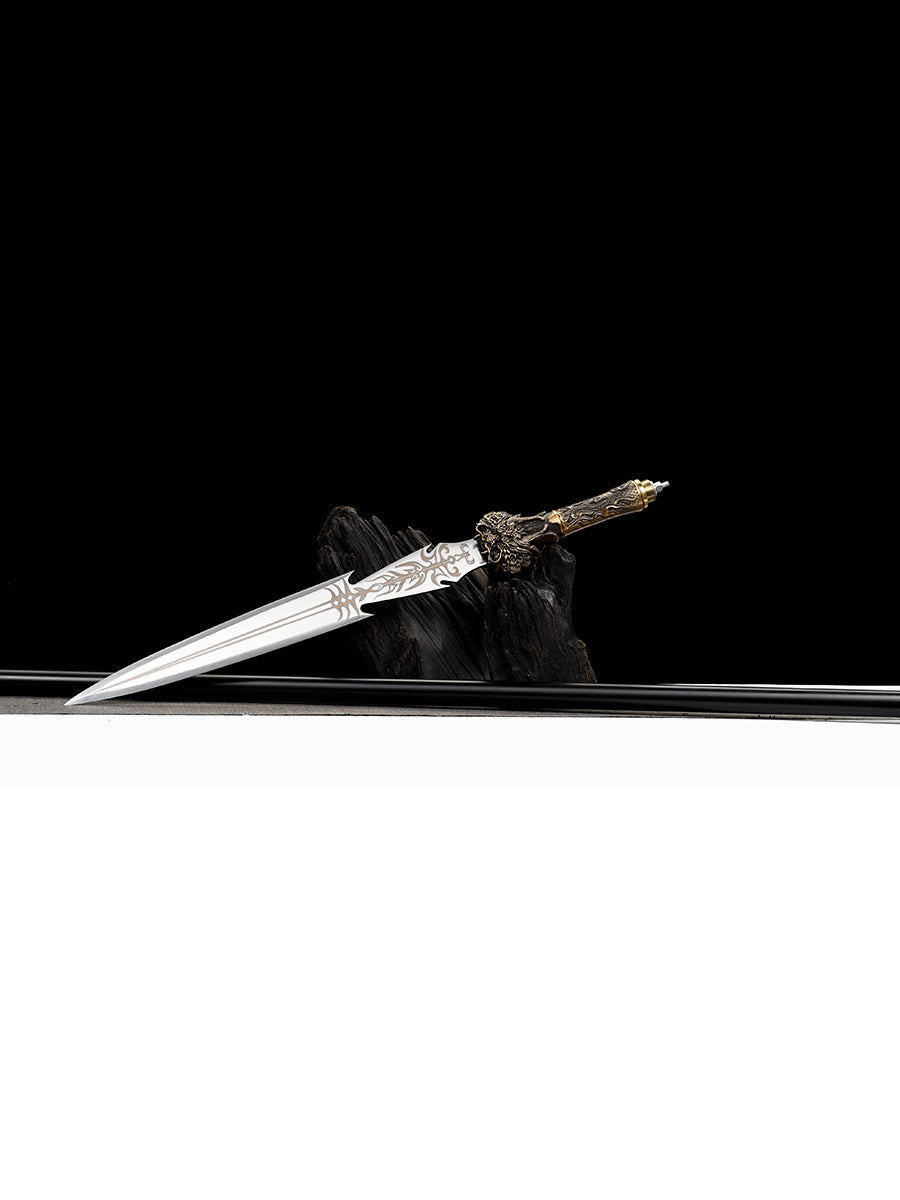 Eighteen weapons: Overlord Spear