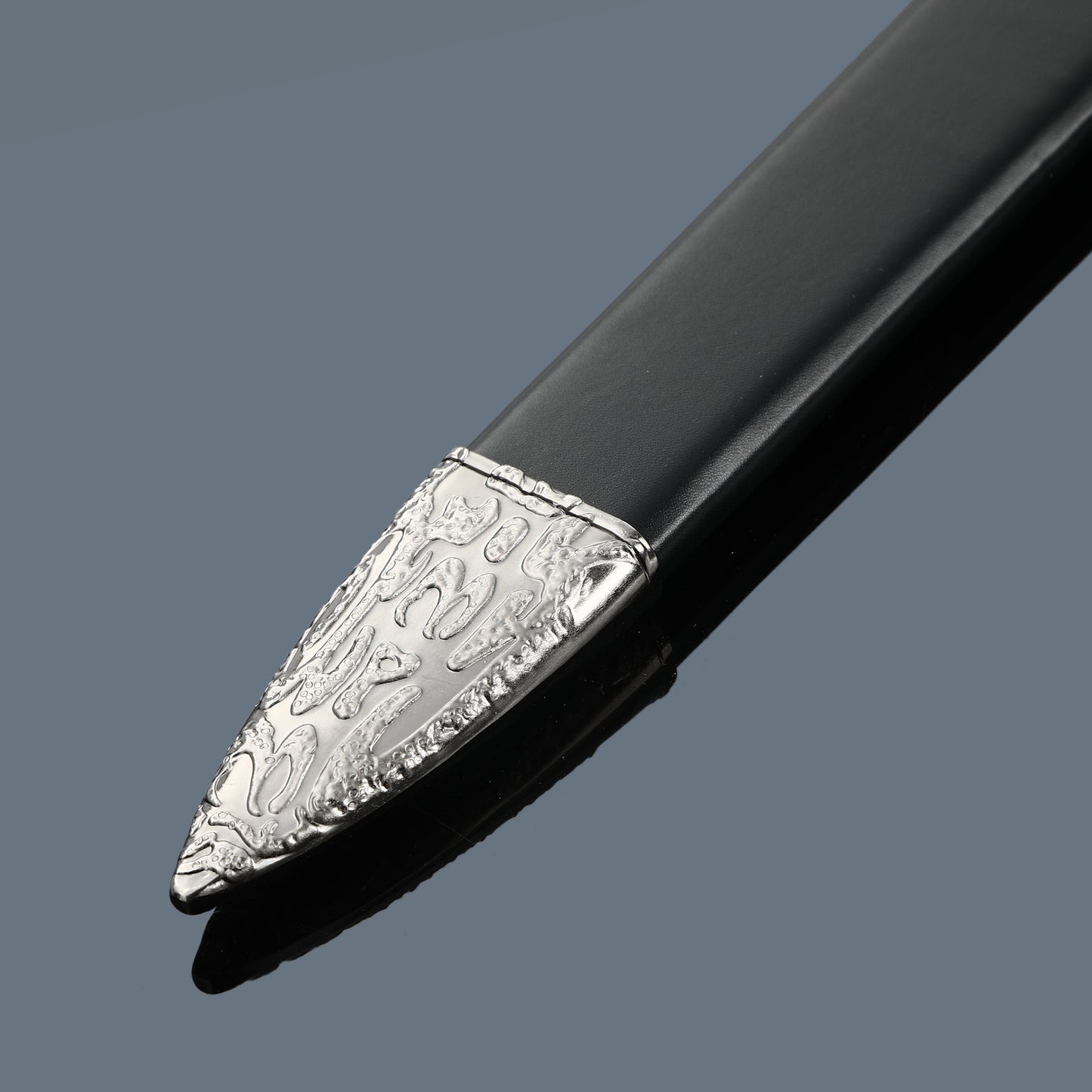 (26)EUROPEAN SWORD