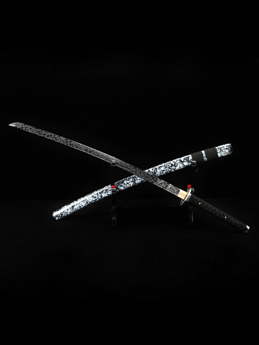 (36)Handmade authentic Japanese Samurai sword 1060 steel baked black