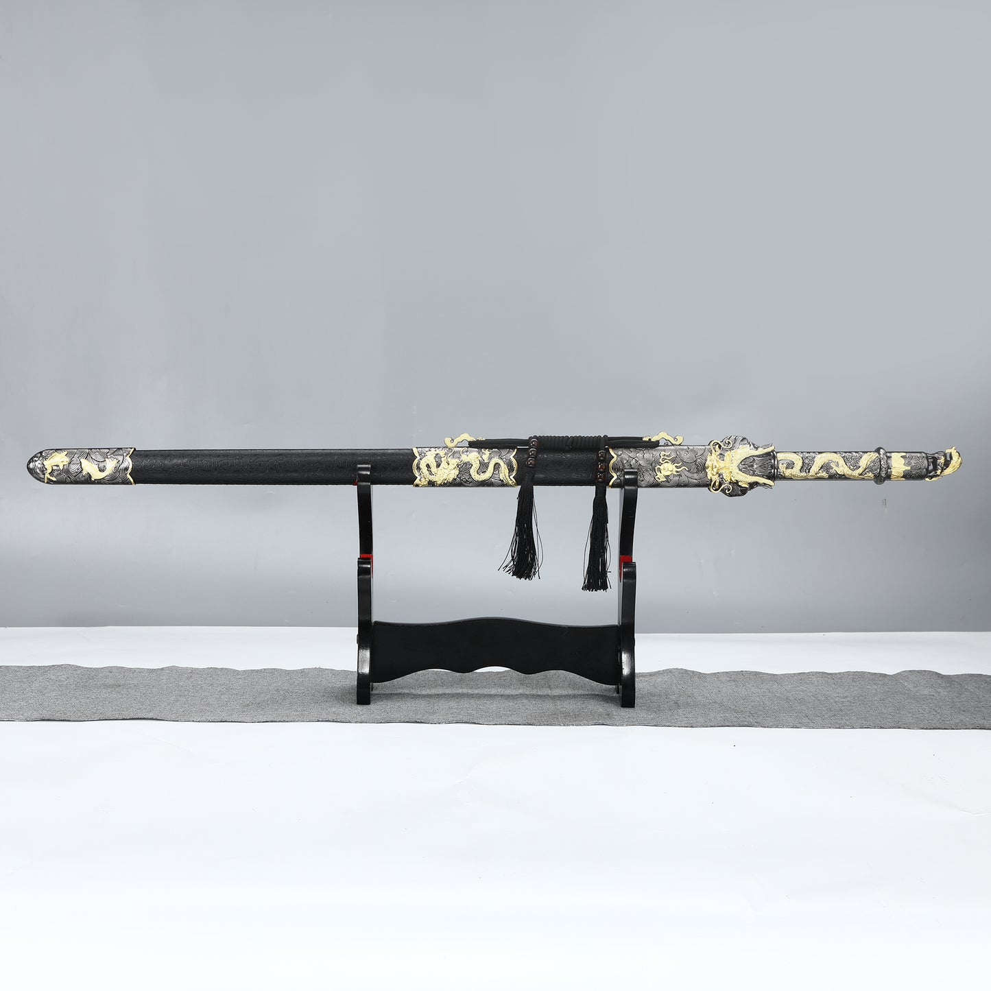 Handmade Chinese Black Dragon Theme Full Tang Han Dynasty Real Chinese Swords blunt