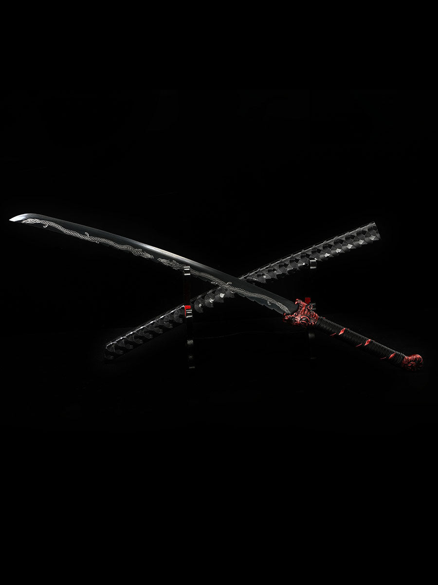 (138) Long knife made of 1095 steel in black