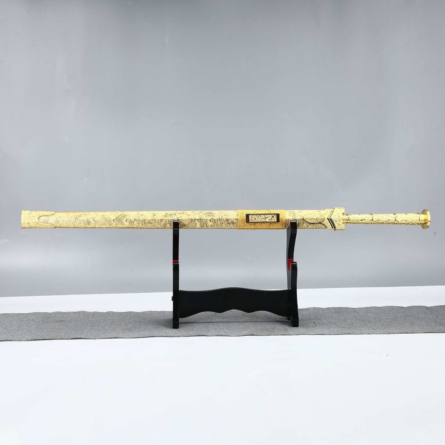 Chinese handmade straight double-edged sword 1095 high manganese steel gold sheath