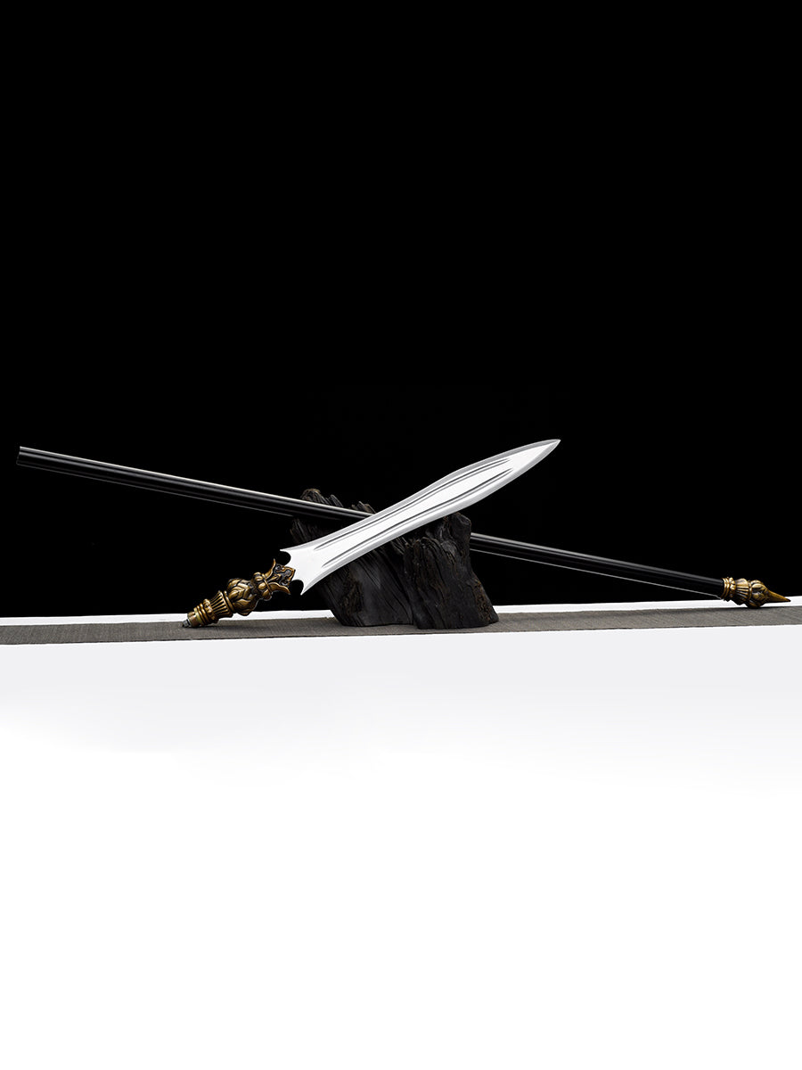 Eighteen weapons: Lotus Spear