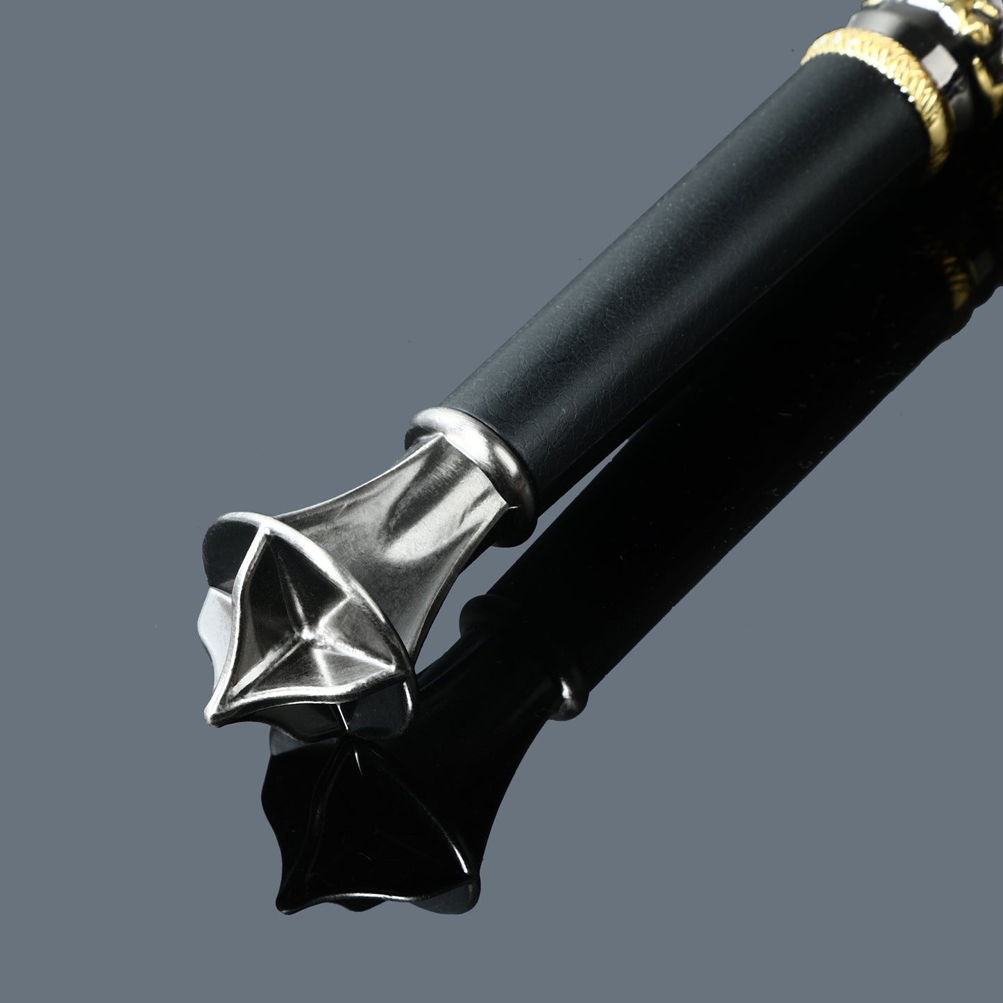 (12)EUROPEAN SWORD