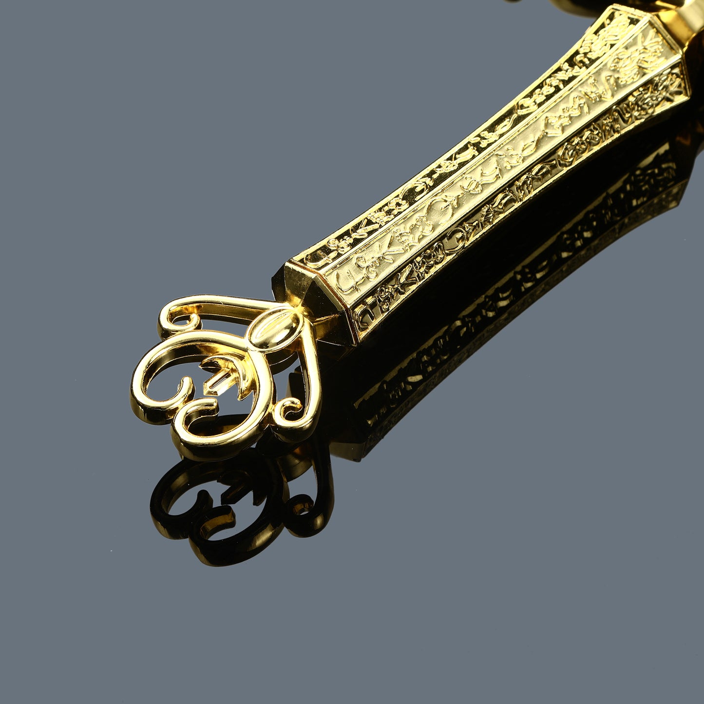 (11)EUROPEAN SWORD