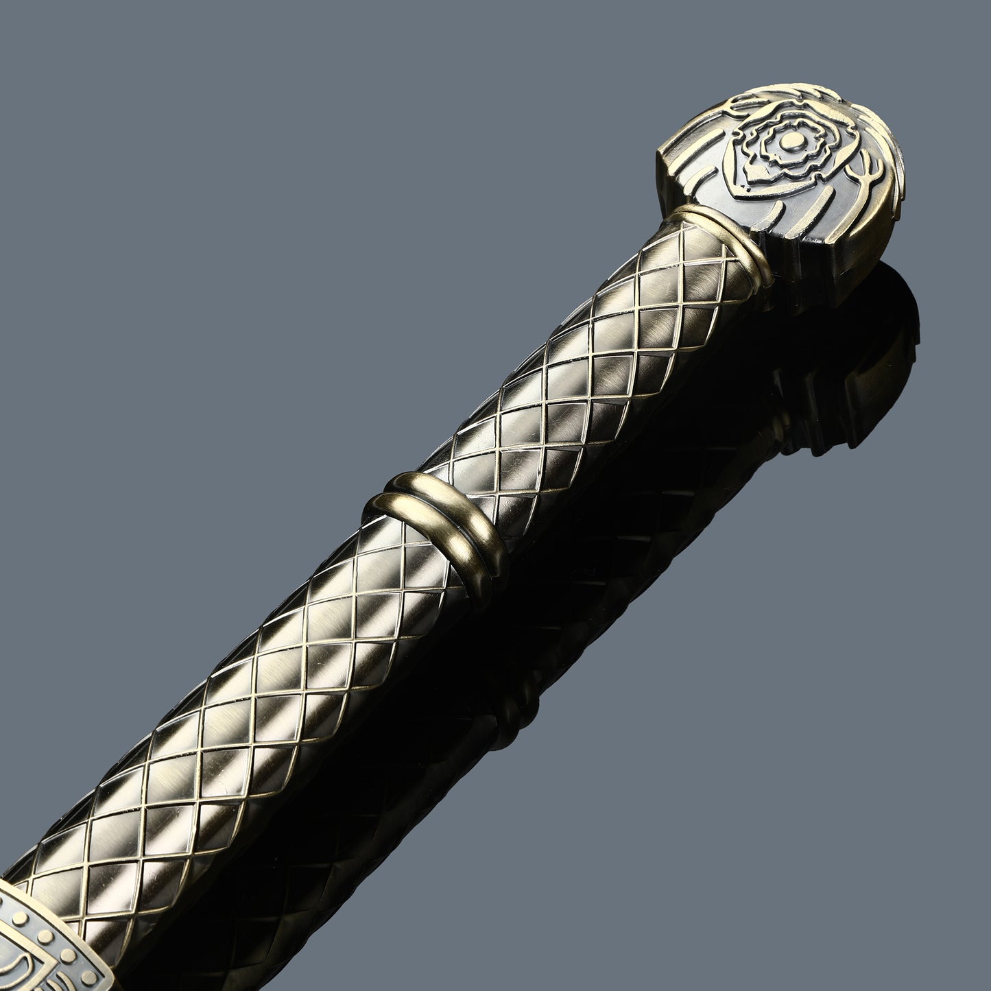 (16)EUROPEAN SWORD