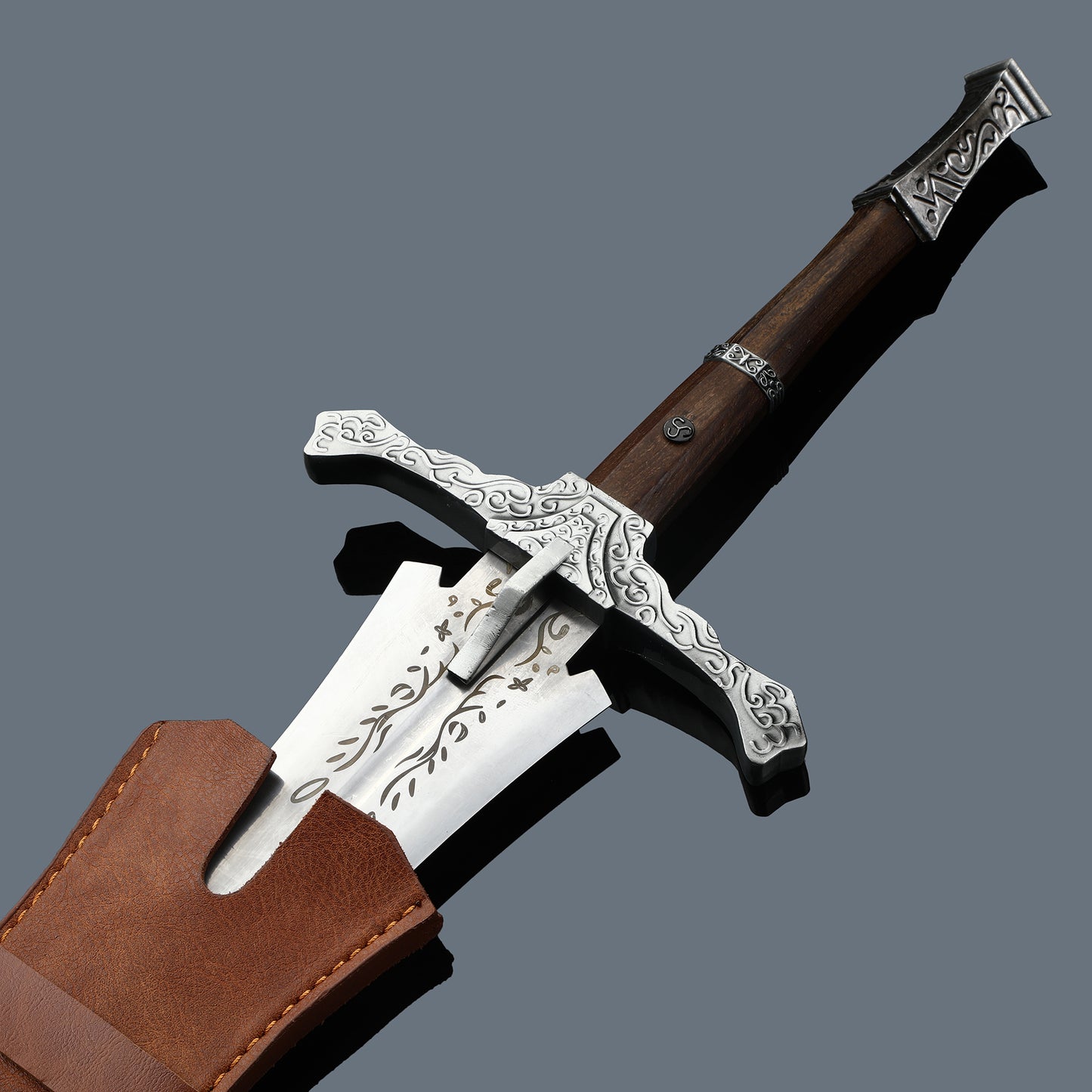(17)EUROPEAN SWORD
