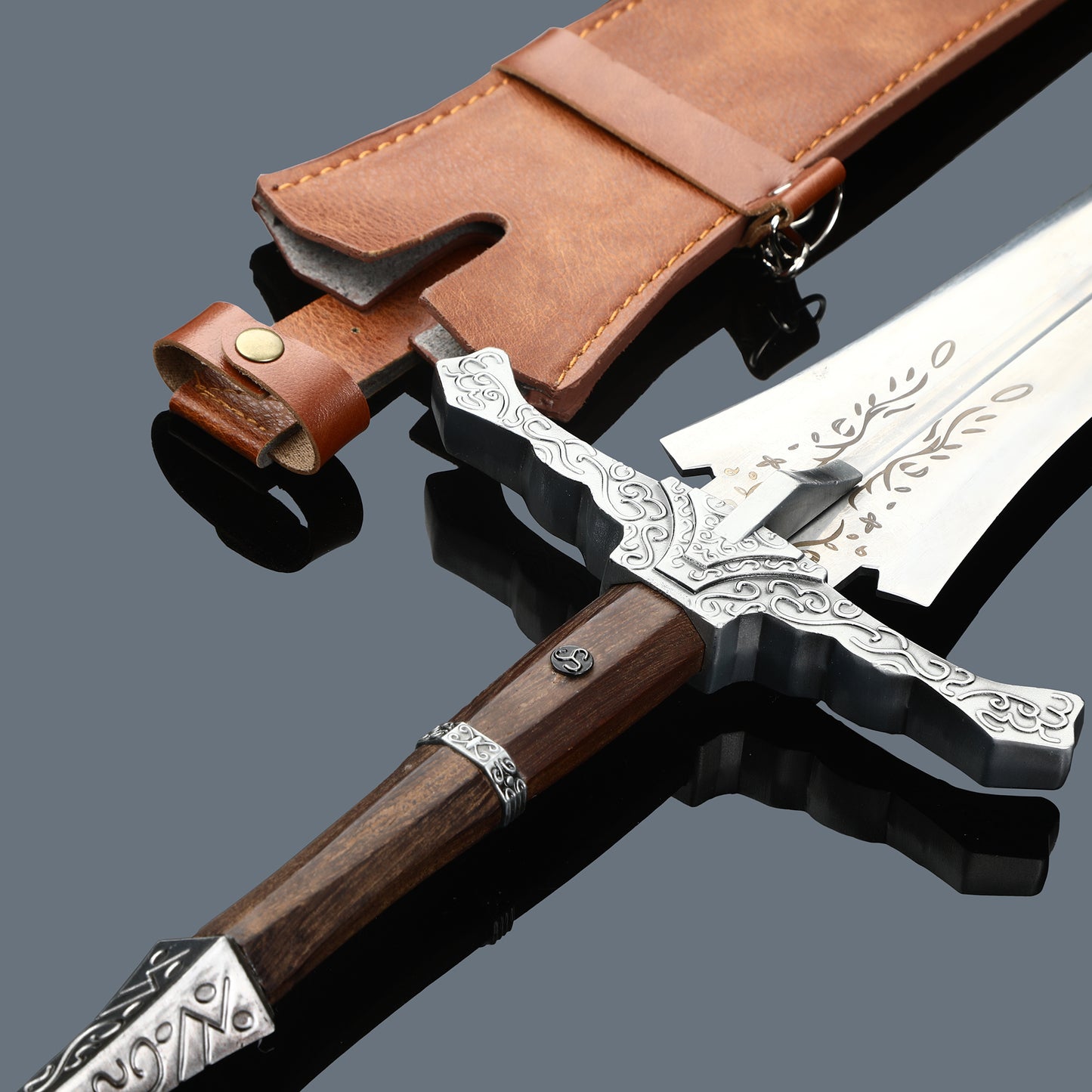 (17)EUROPEAN SWORD