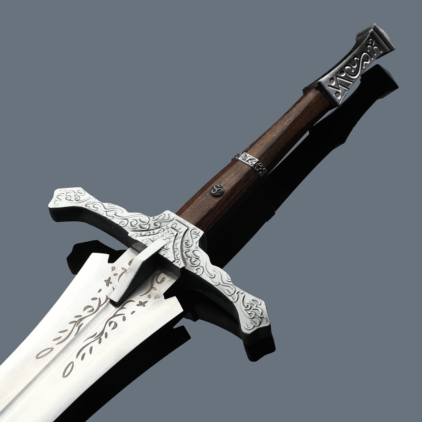 (17)EUROPEAN SWORD