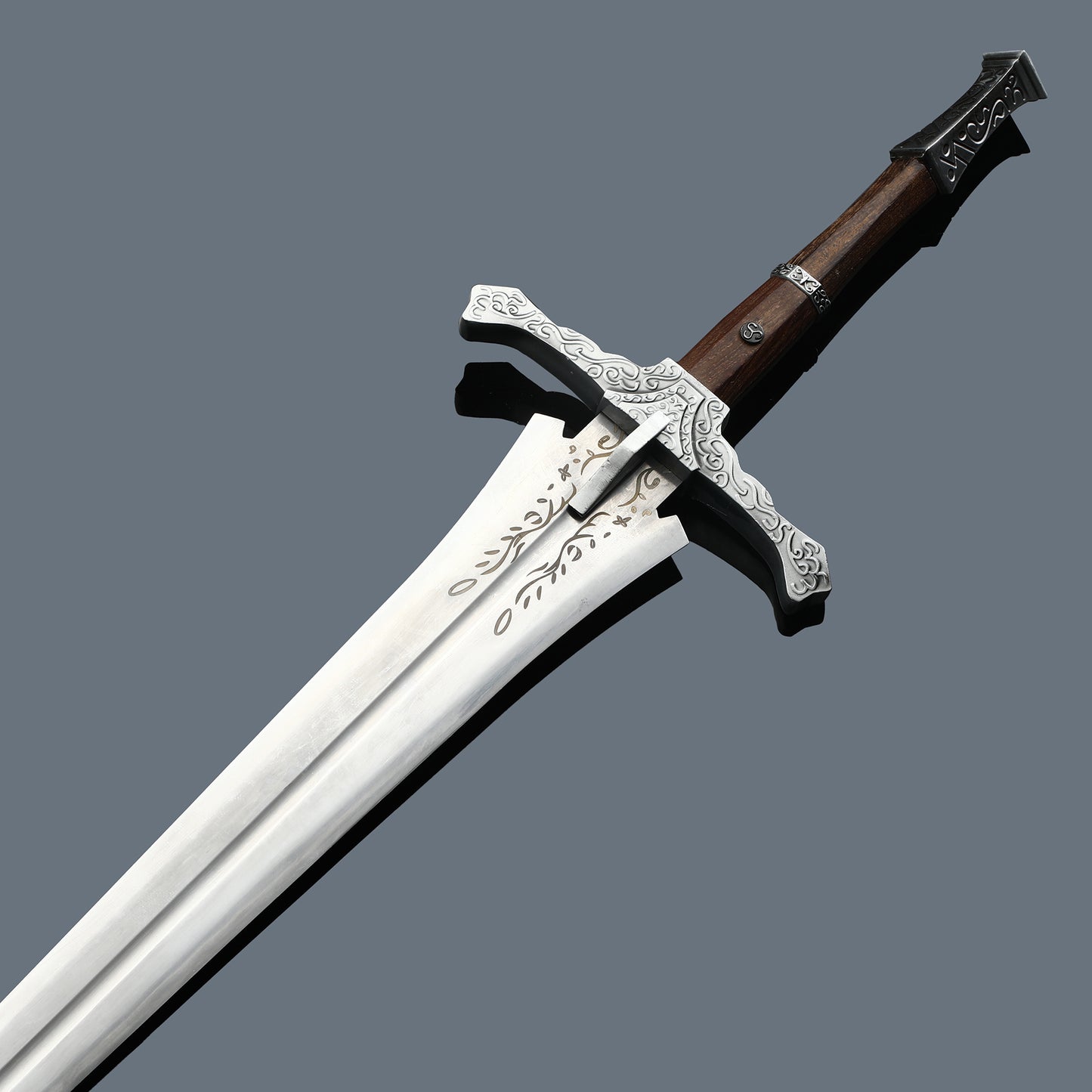 (17)EUROPEAN SWORD