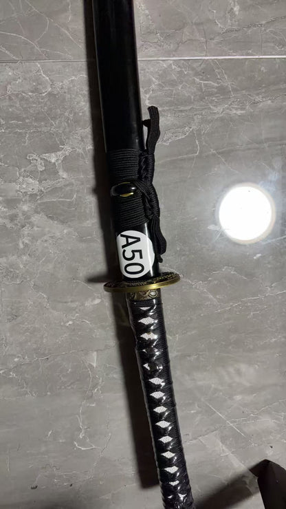 (A50)Japanese samurai sword hand forged damascus steel steel covered earth burning blade exquisite collection