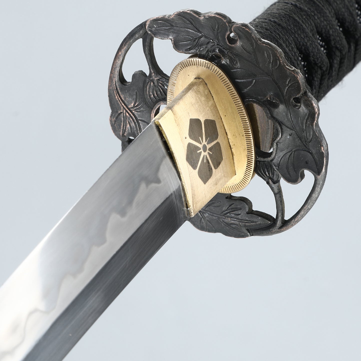 Japanese ninja short knife T10 steel hand ground samurai sword with sharp edges, ready for battle in the entire Tang Dynasty