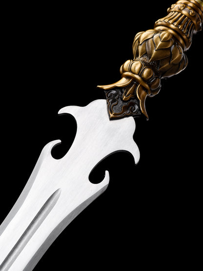 Eighteen weapons: Lotus Spear 111