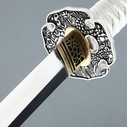 Japanese Katana  1095 steel hand polished mirror blade Hand drawn scabbard sharp combat readiness