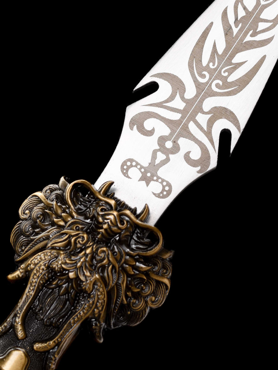 Eighteen weapons: Overlord Spear
