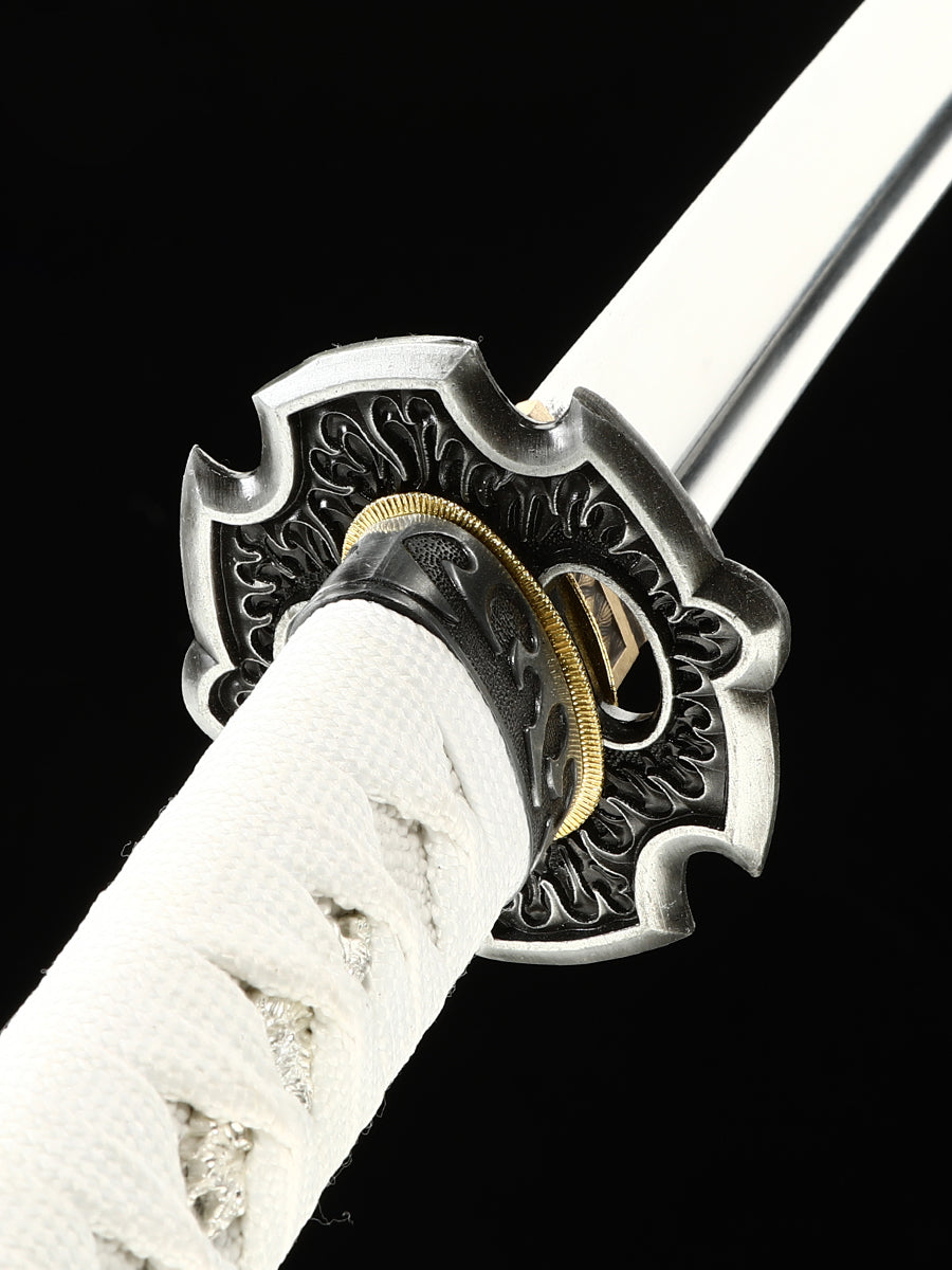 Japanese samurai sword made of 1095 steel