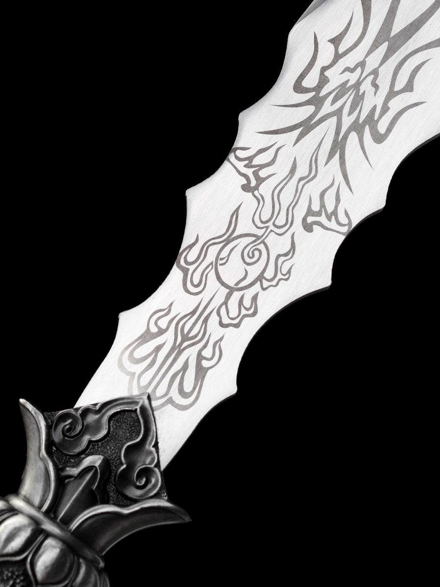 Eighteen weapons: Lotus Spear 444