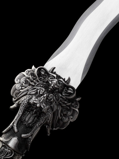 Eighteen weapons: Golden Snake Spear