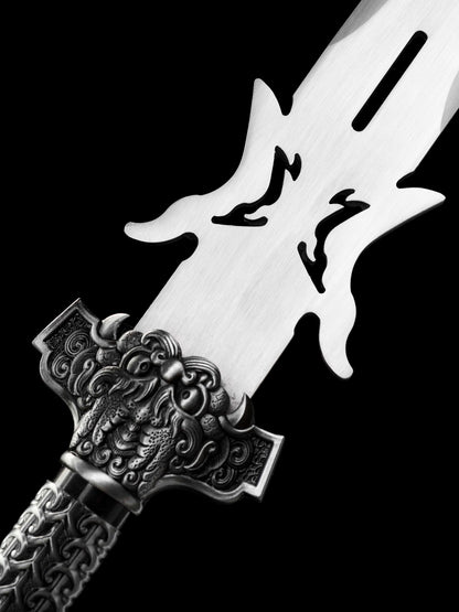 Eighteen weapons: Cold Moon Spear
