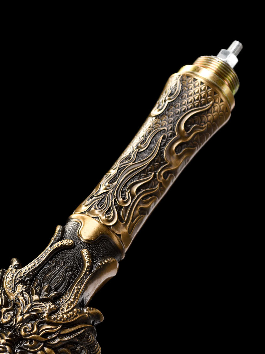 Eighteen weapons: Overlord Spear